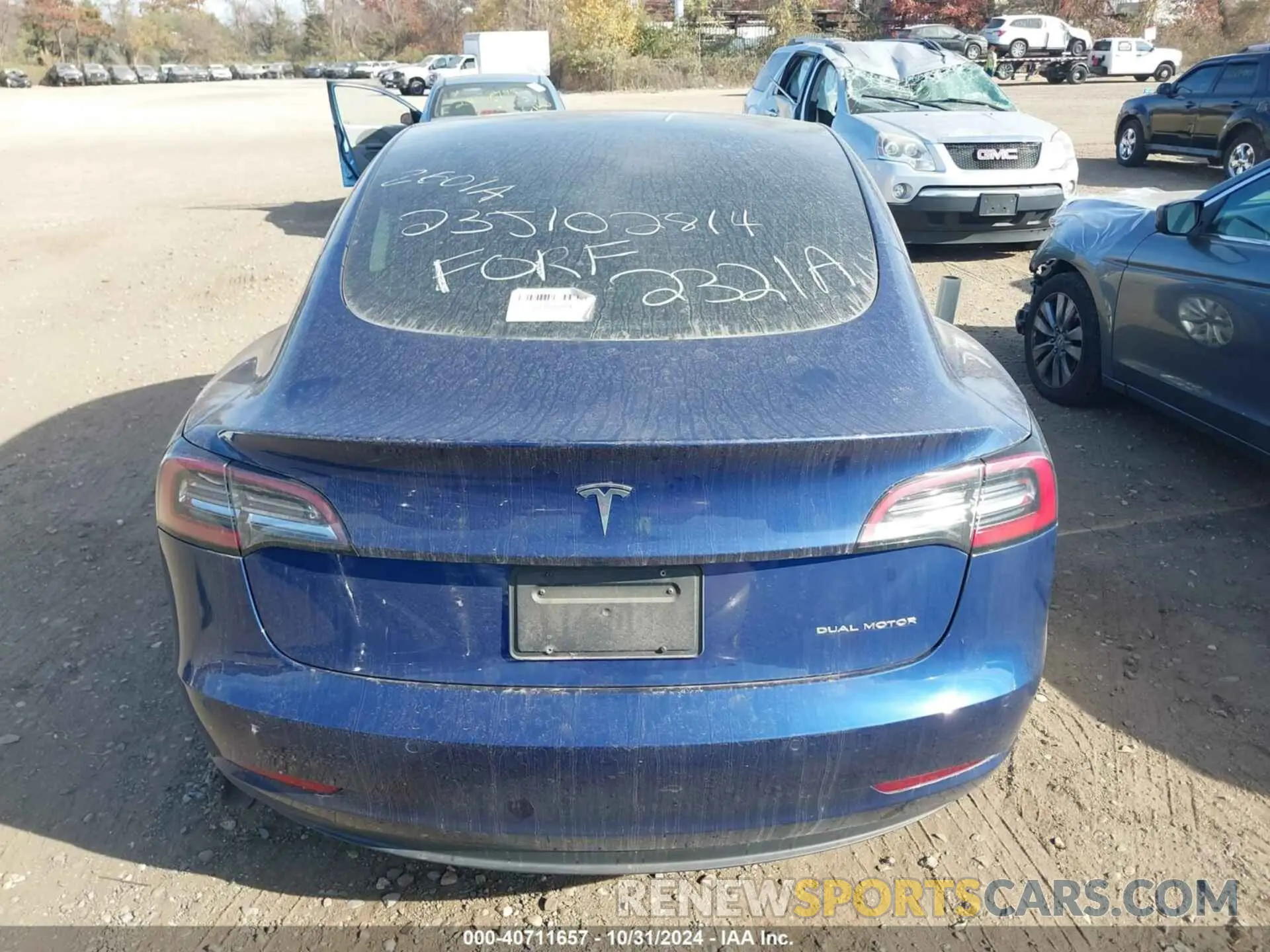 15 Photograph of a damaged car 5YJ3E1EB0KF437046 TESLA MODEL 3 2019