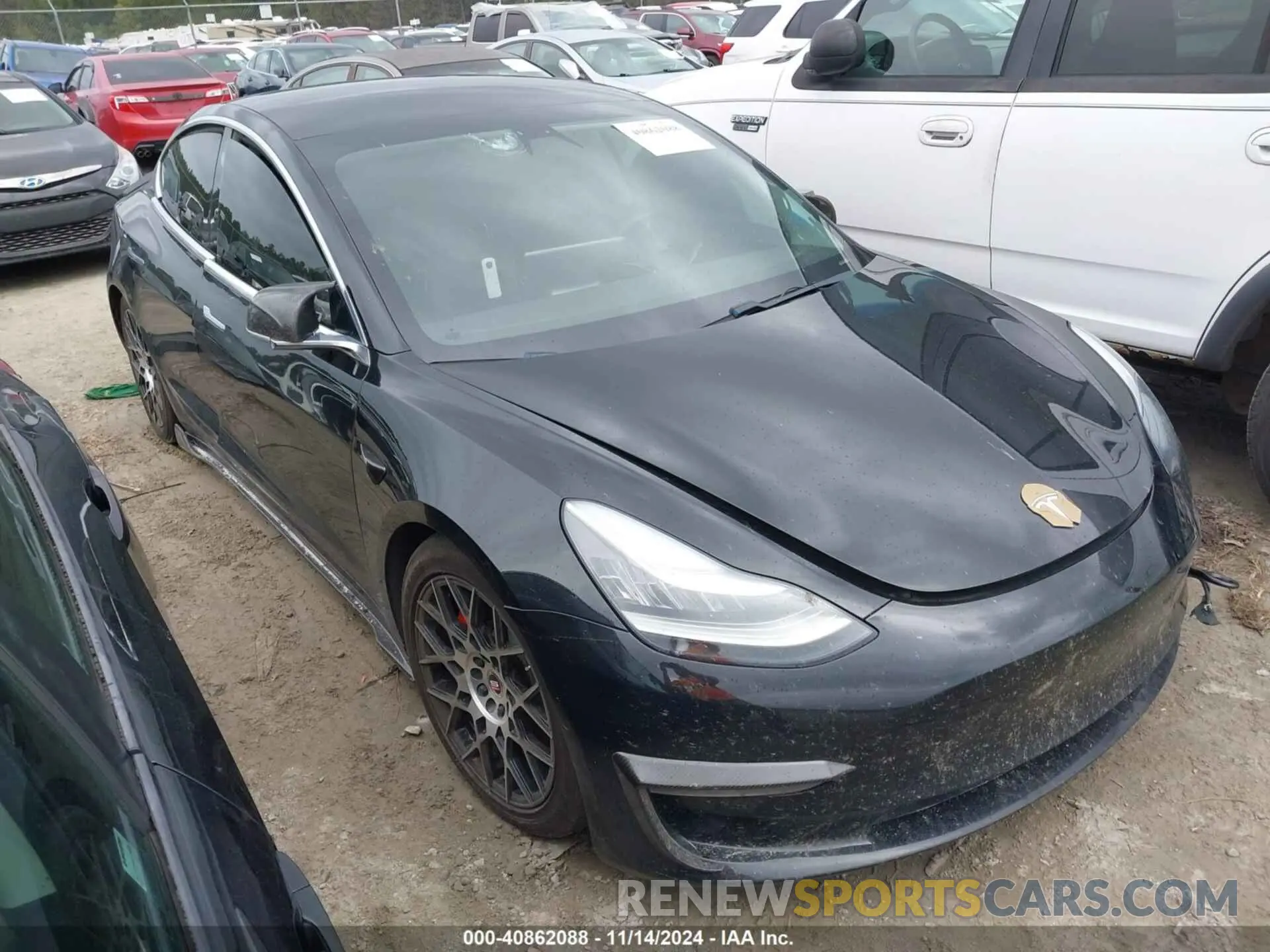 1 Photograph of a damaged car 5YJ3E1EB0KF441260 TESLA MODEL 3 2019