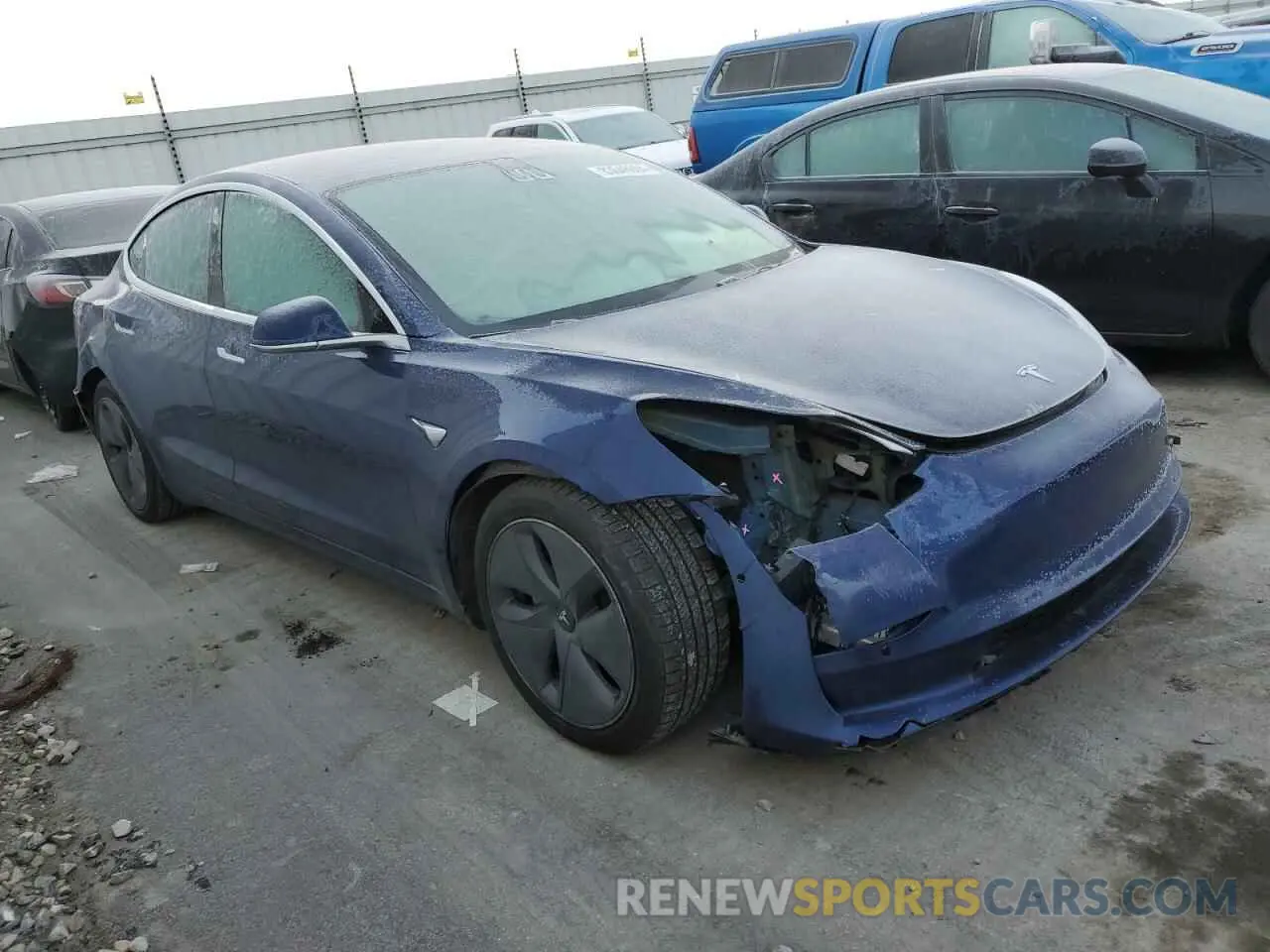 4 Фотография поврежденного автомобиля 5YJ3E1EB0KF497165 TESLA MODEL 3 2019
