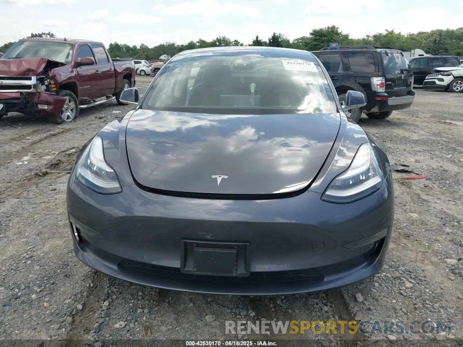 13 Photograph of a damaged car 5YJ3E1EB1KF205720 TESLA MODEL 3 2019