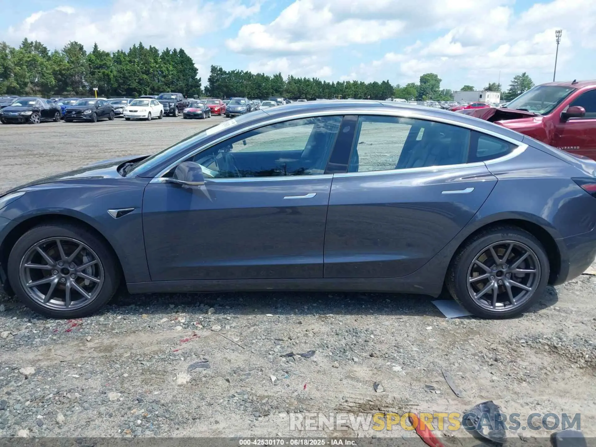 15 Photograph of a damaged car 5YJ3E1EB1KF205720 TESLA MODEL 3 2019
