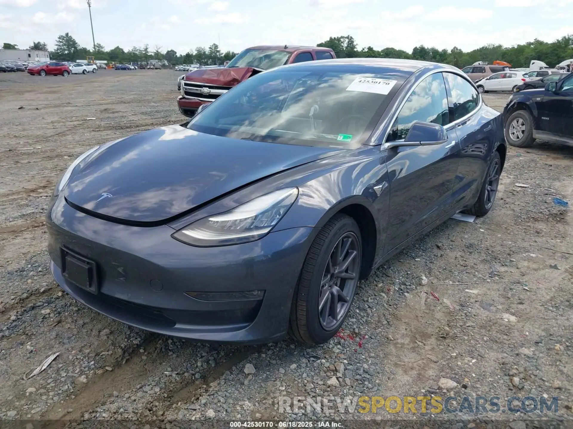 2 Photograph of a damaged car 5YJ3E1EB1KF205720 TESLA MODEL 3 2019