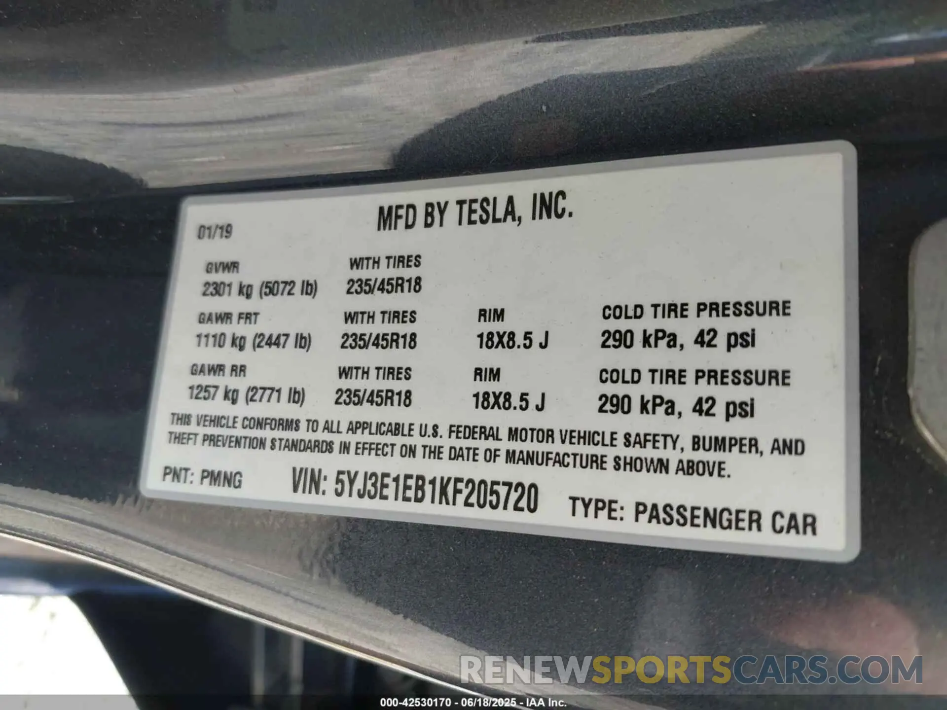 9 Photograph of a damaged car 5YJ3E1EB1KF205720 TESLA MODEL 3 2019