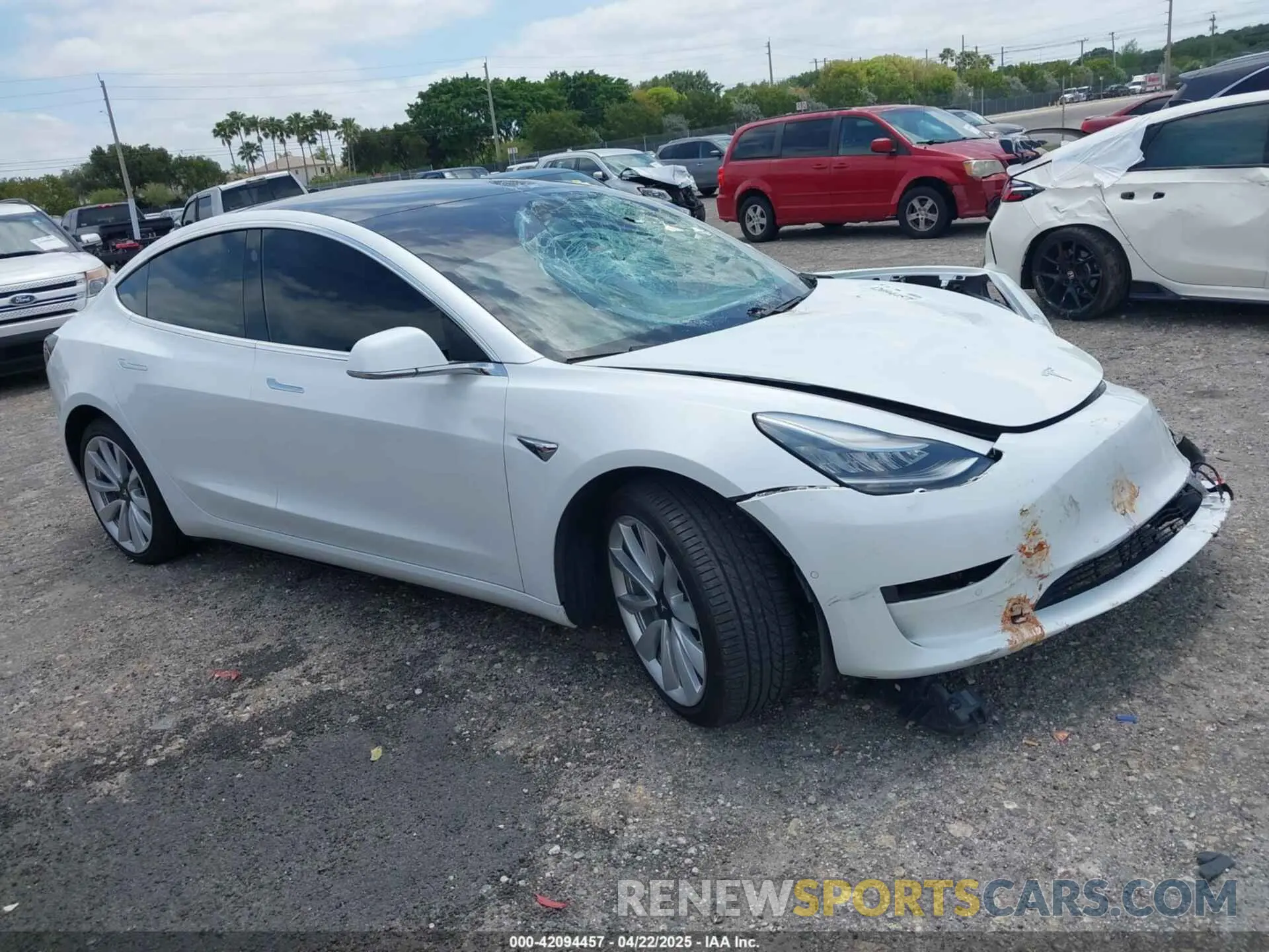 1 Photograph of a damaged car 5YJ3E1EB1KF365760 TESLA MODEL 3 2019