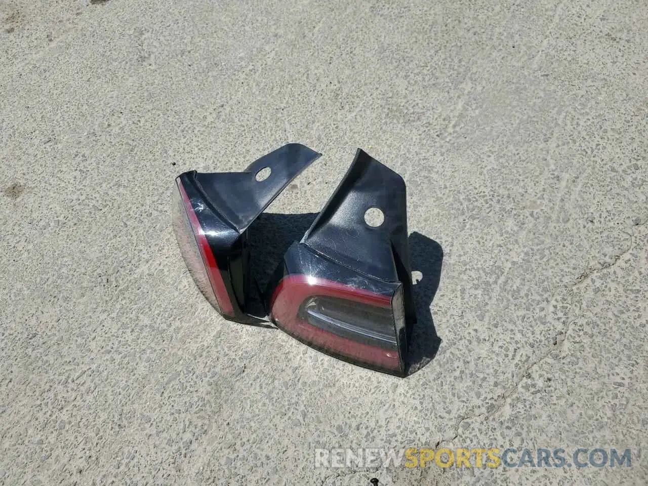 12 Photograph of a damaged car 5YJ3E1EB1KF388925 TESLA MODEL 3 2019