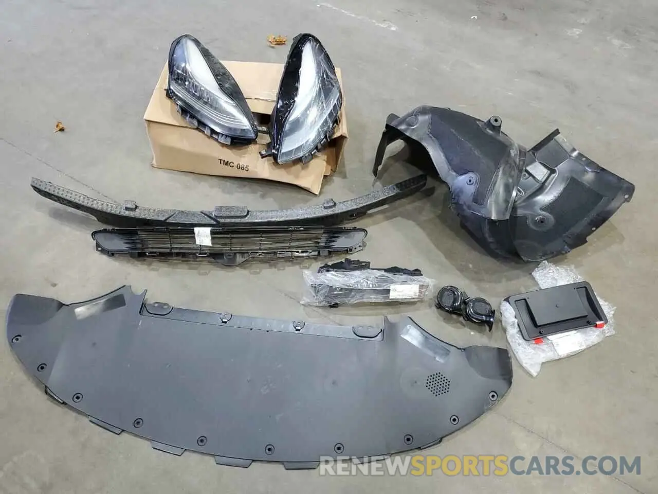 12 Photograph of a damaged car 5YJ3E1EB1KF389511 TESLA MODEL 3 2019