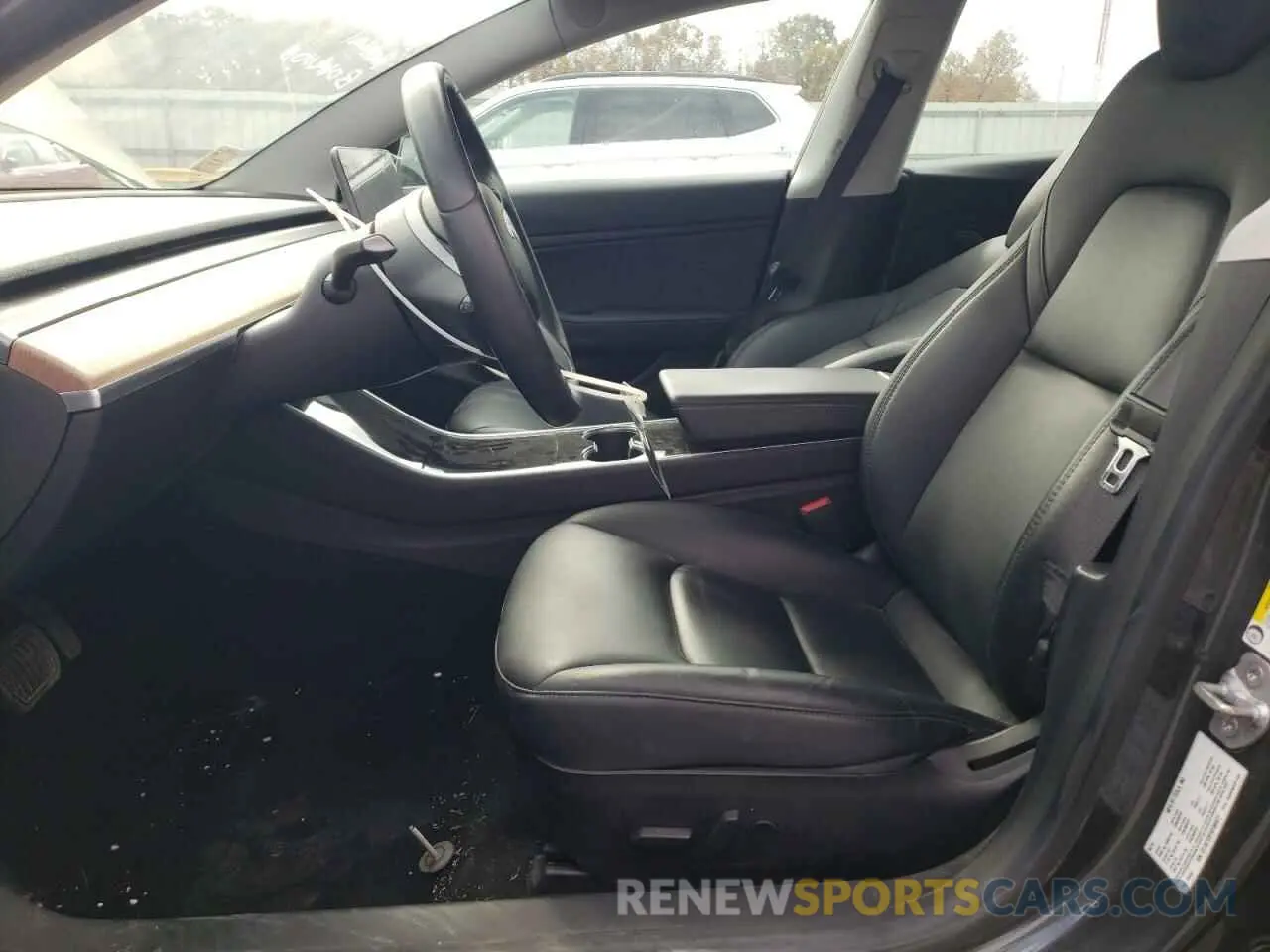 7 Photograph of a damaged car 5YJ3E1EB1KF389511 TESLA MODEL 3 2019