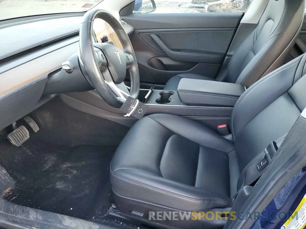 7 Photograph of a damaged car 5YJ3E1EB1KF390075 TESLA MODEL 3 2019