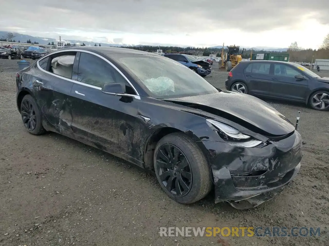 4 Фотография поврежденного автомобиля 5YJ3E1EB1KF390531 TESLA MODEL 3 2019