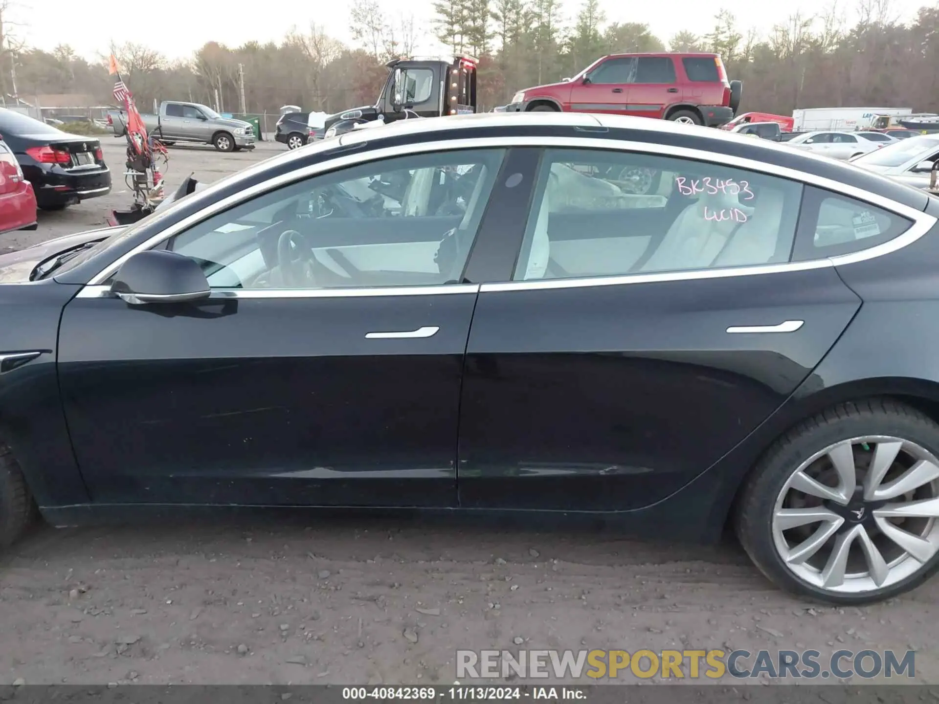 13 Фотография поврежденного автомобиля 5YJ3E1EB1KF391453 TESLA MODEL 3 2019