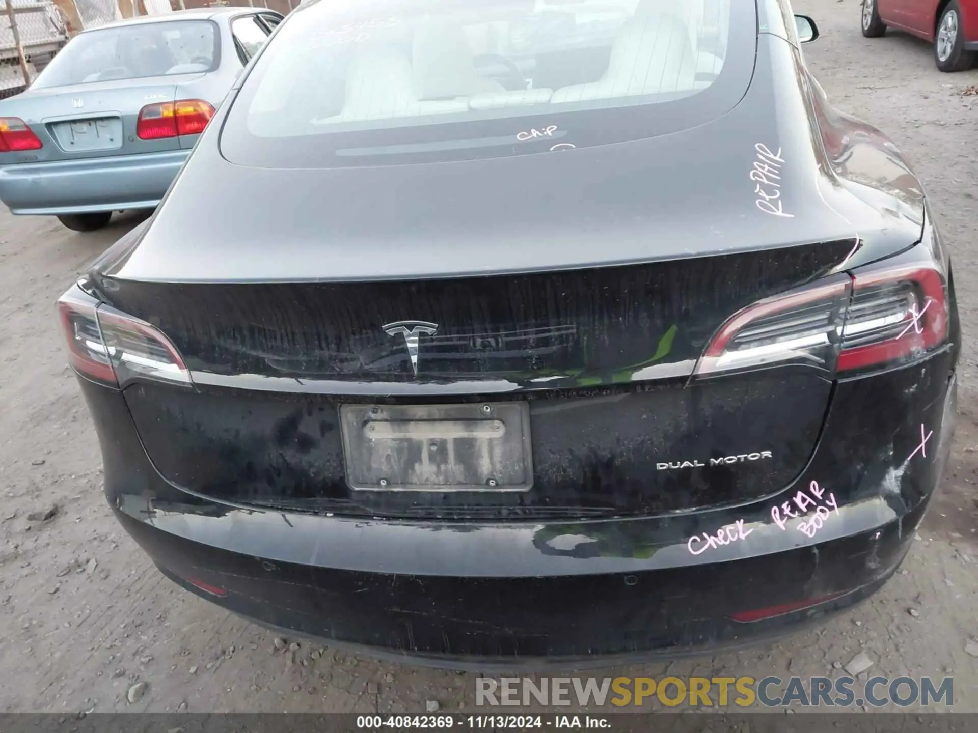 15 Фотография поврежденного автомобиля 5YJ3E1EB1KF391453 TESLA MODEL 3 2019