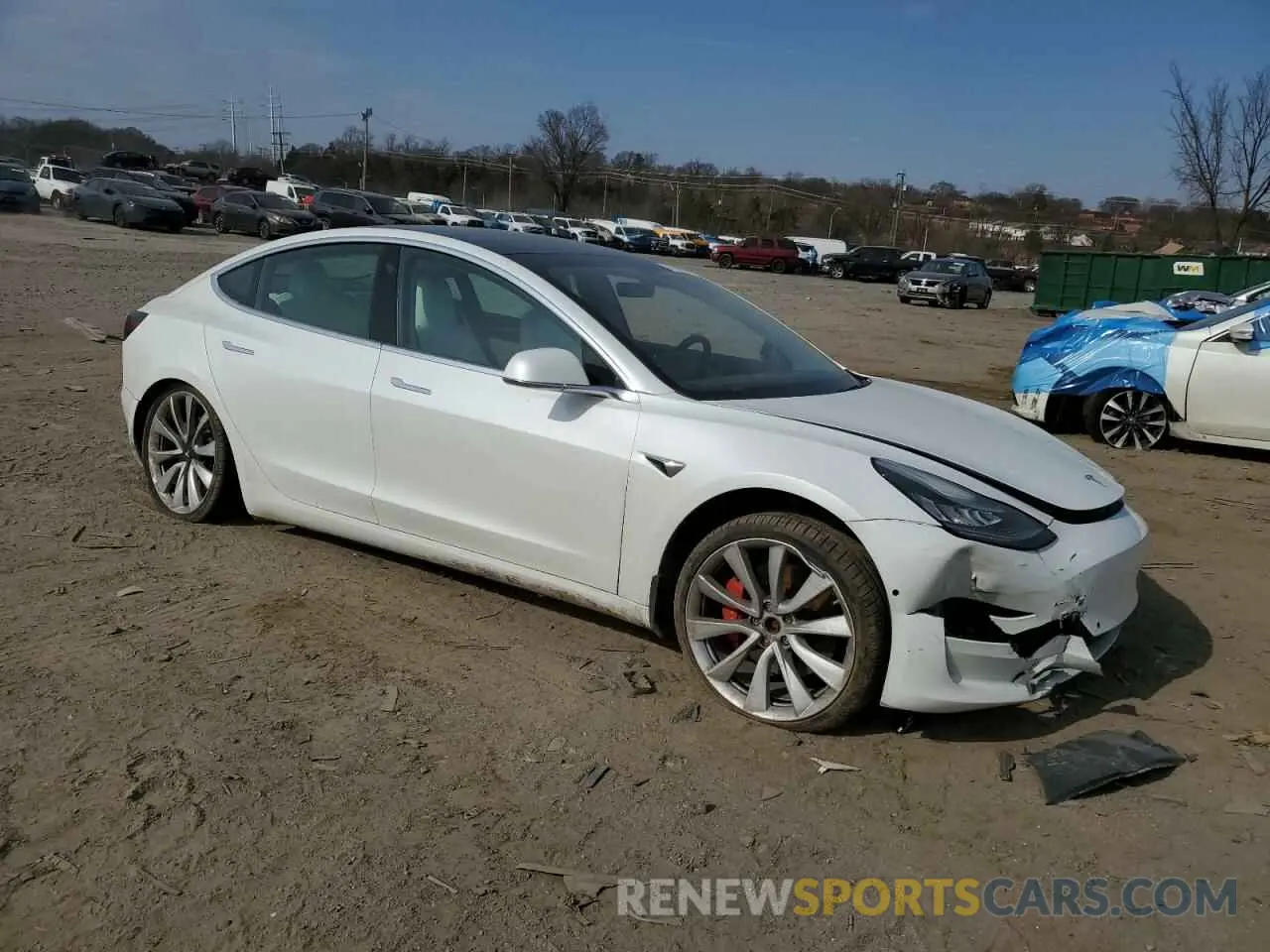 4 Фотография поврежденного автомобиля 5YJ3E1EB1KF422135 TESLA MODEL 3 2019