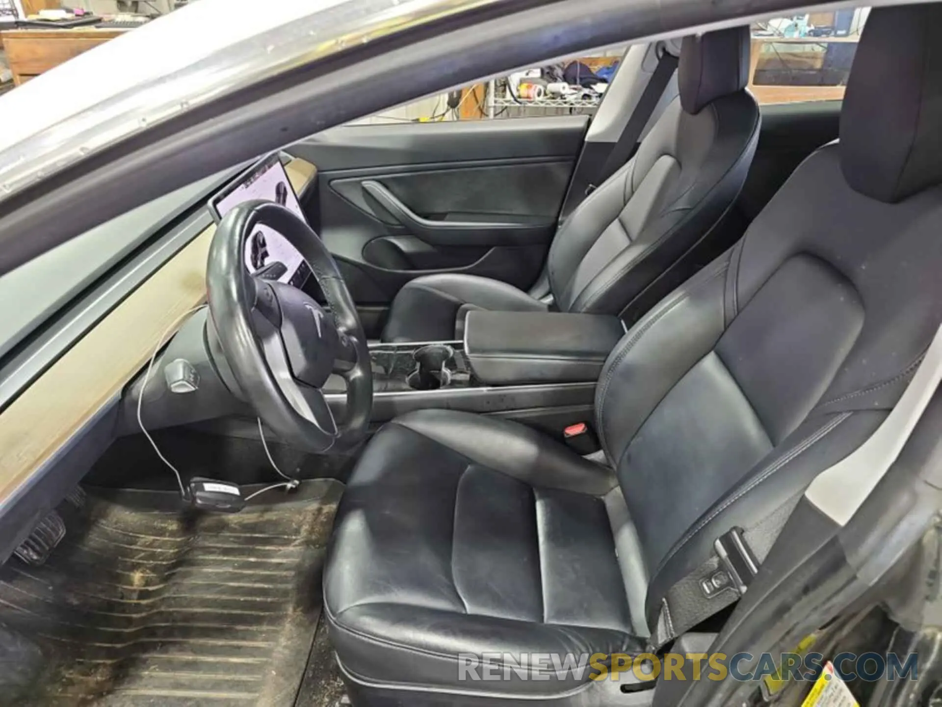 9 Photograph of a damaged car 5YJ3E1EB2KF197191 TESLA MODEL 3 2019