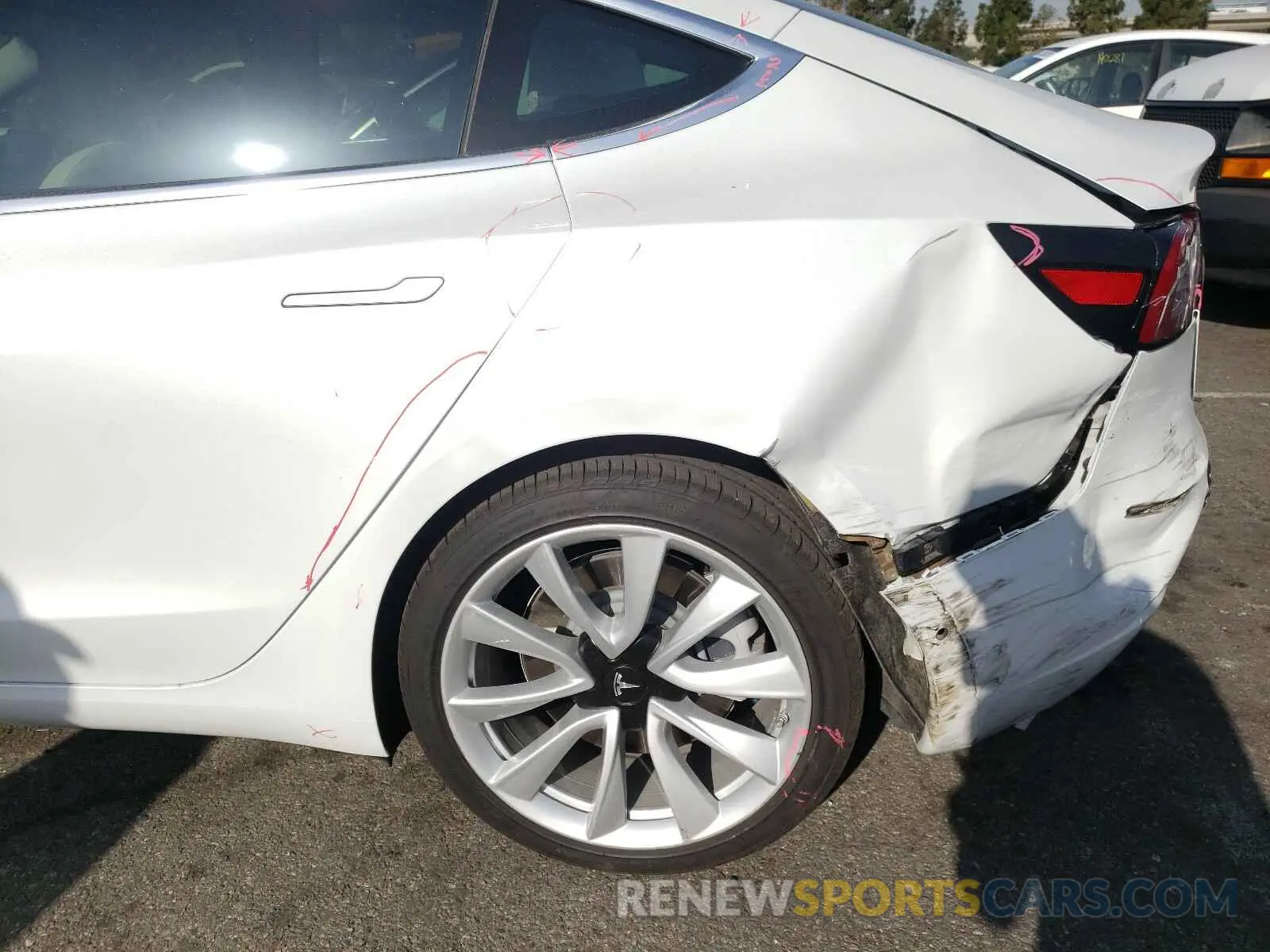 9 Photograph of a damaged car 5YJ3E1EB2KF392353 TESLA MODEL 3 2019