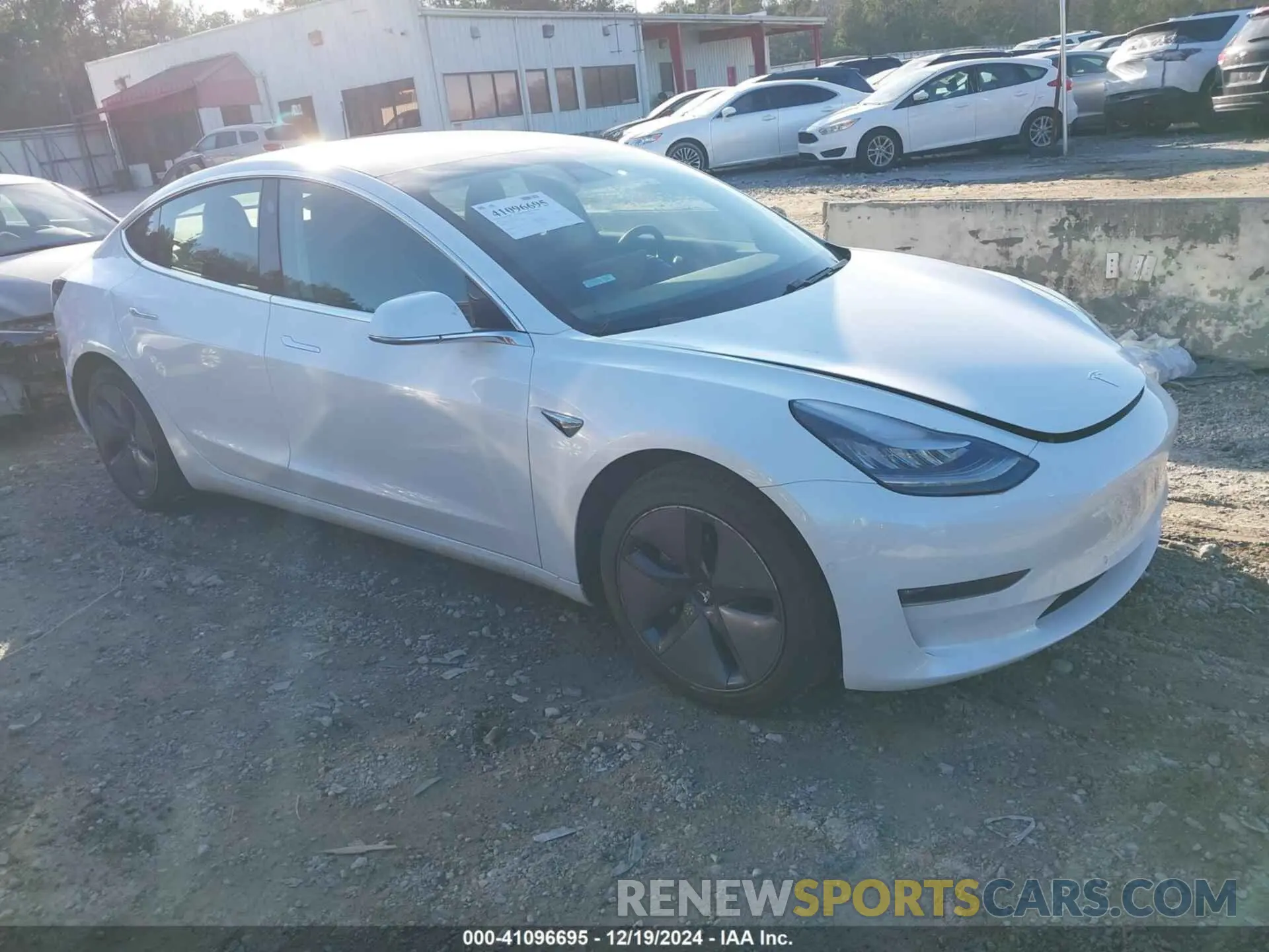 1 Photograph of a damaged car 5YJ3E1EB2KF418370 TESLA MODEL 3 2019