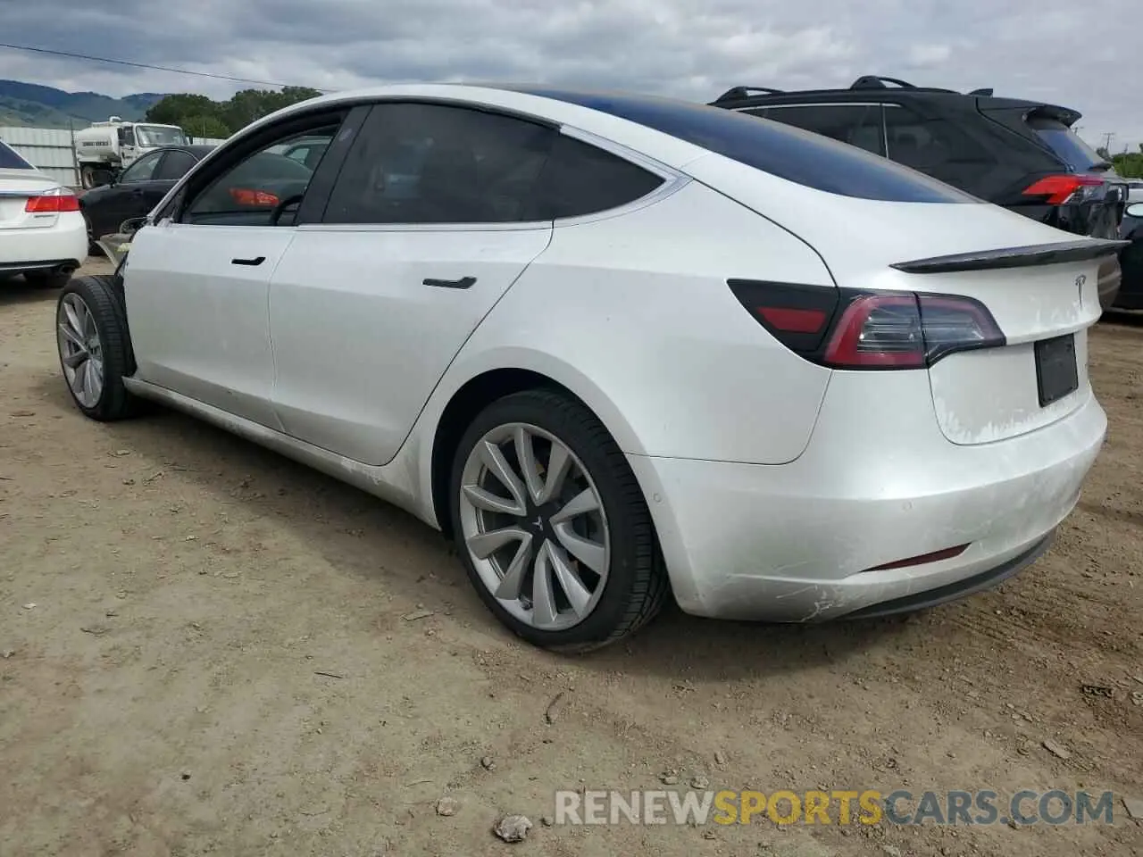 2 Фотография поврежденного автомобиля 5YJ3E1EB2KF418627 TESLA MODEL 3 2019