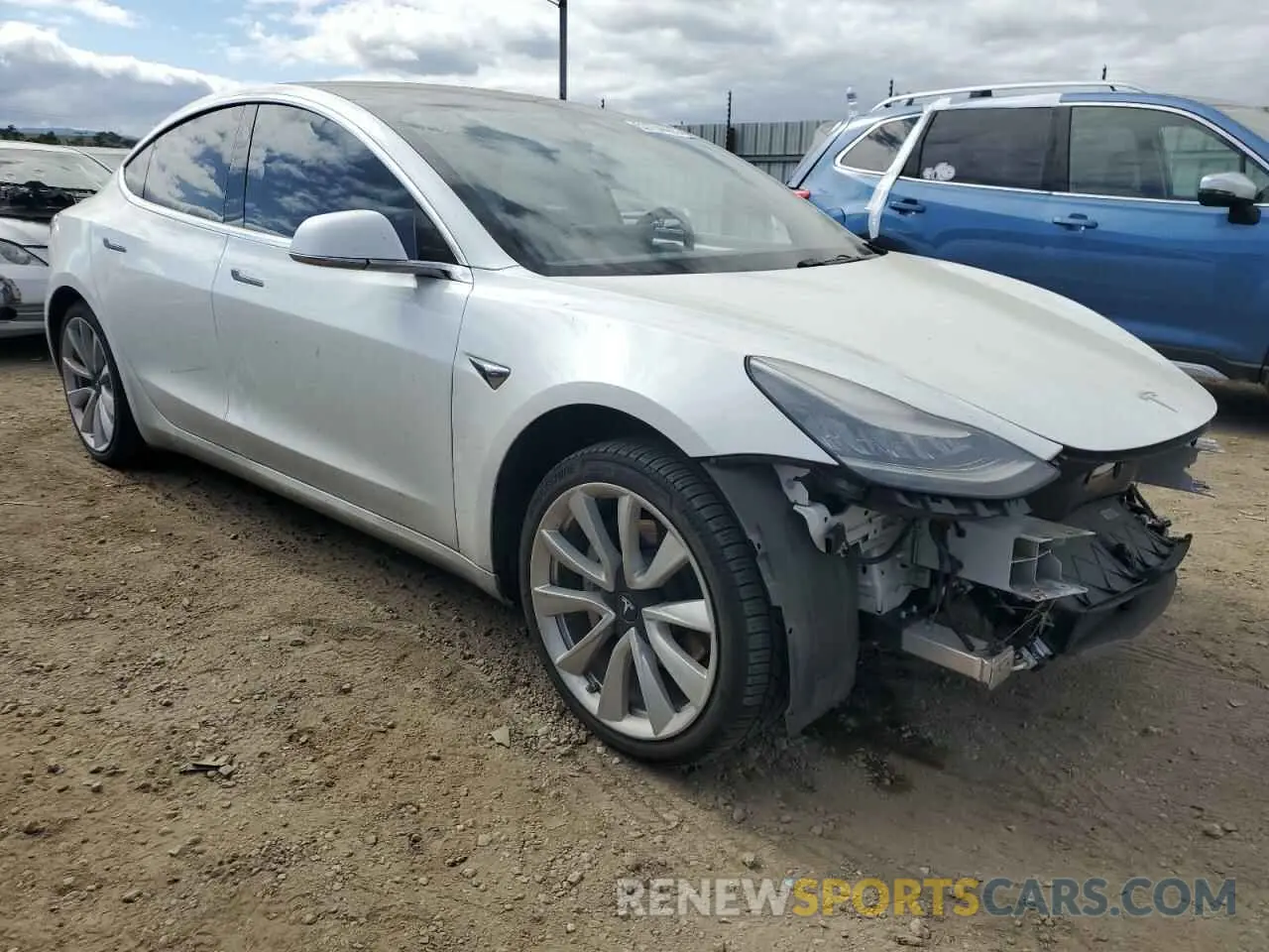 4 Фотография поврежденного автомобиля 5YJ3E1EB2KF418627 TESLA MODEL 3 2019