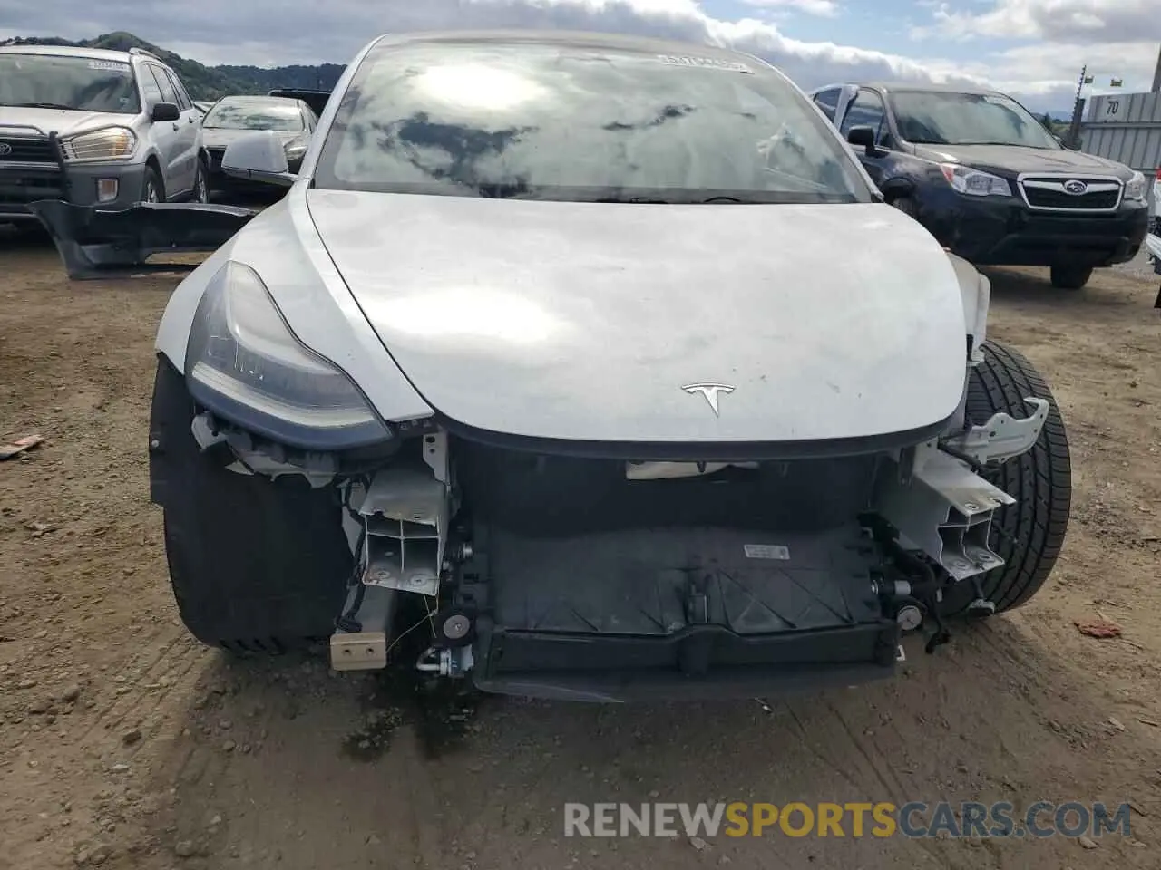 5 Фотография поврежденного автомобиля 5YJ3E1EB2KF418627 TESLA MODEL 3 2019