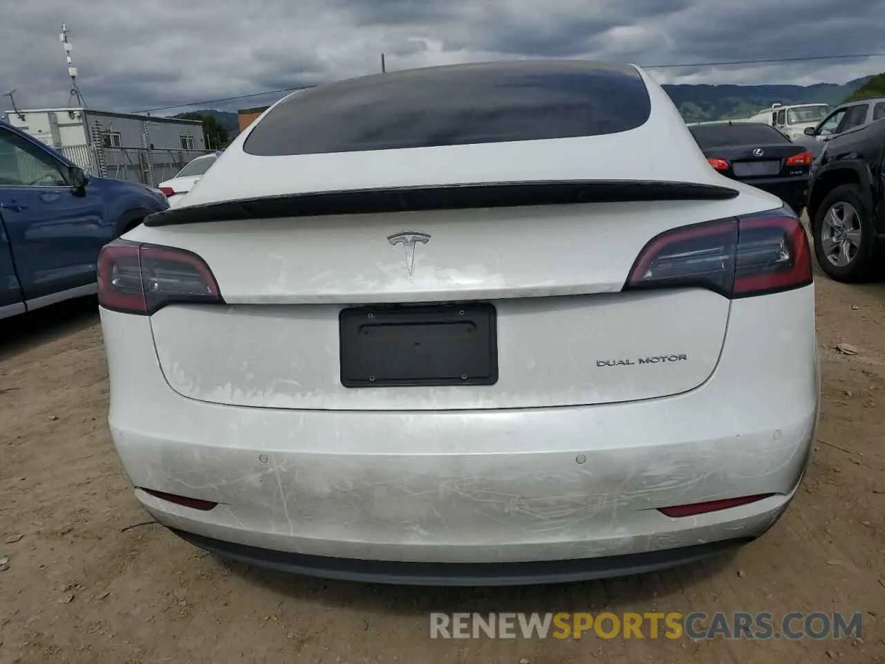 6 Фотография поврежденного автомобиля 5YJ3E1EB2KF418627 TESLA MODEL 3 2019