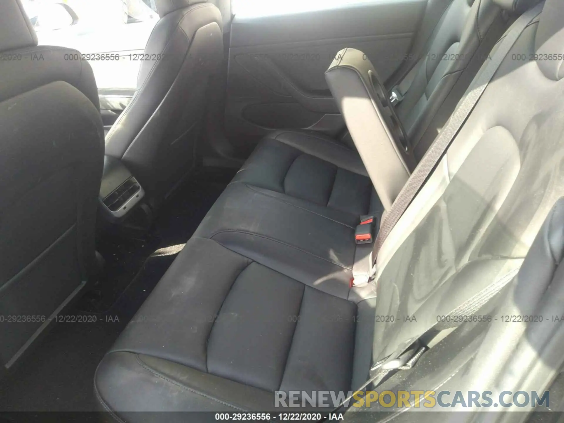 8 Photograph of a damaged car 5YJ3E1EB2KF442443 TESLA MODEL 3 2019