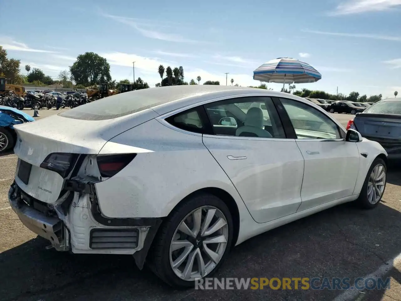 3 Фотография поврежденного автомобиля 5YJ3E1EB2KF454706 TESLA MODEL 3 2019