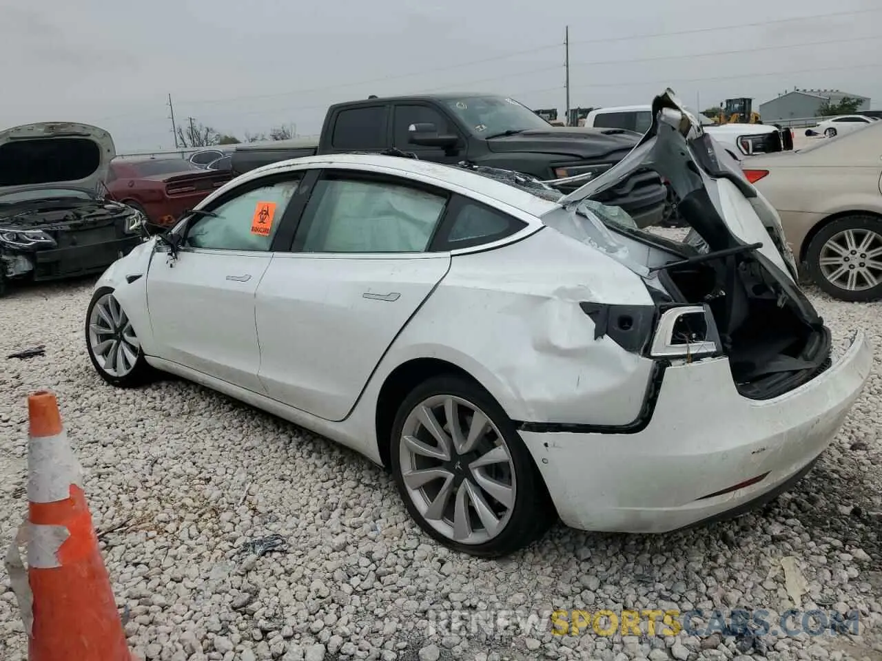 2 Photograph of a damaged car 5YJ3E1EB2KF513401 TESLA MODEL 3 2019