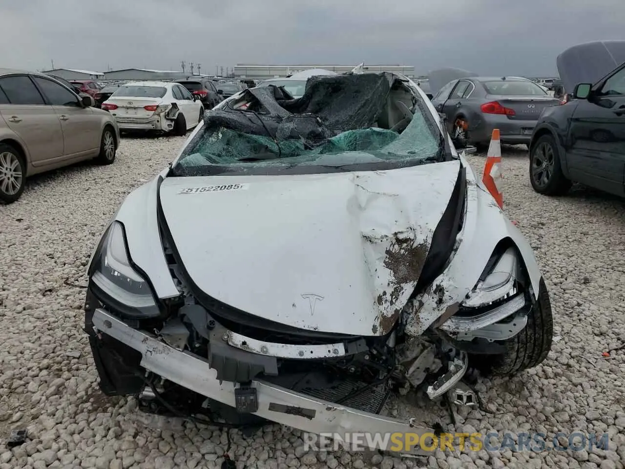 5 Photograph of a damaged car 5YJ3E1EB2KF513401 TESLA MODEL 3 2019