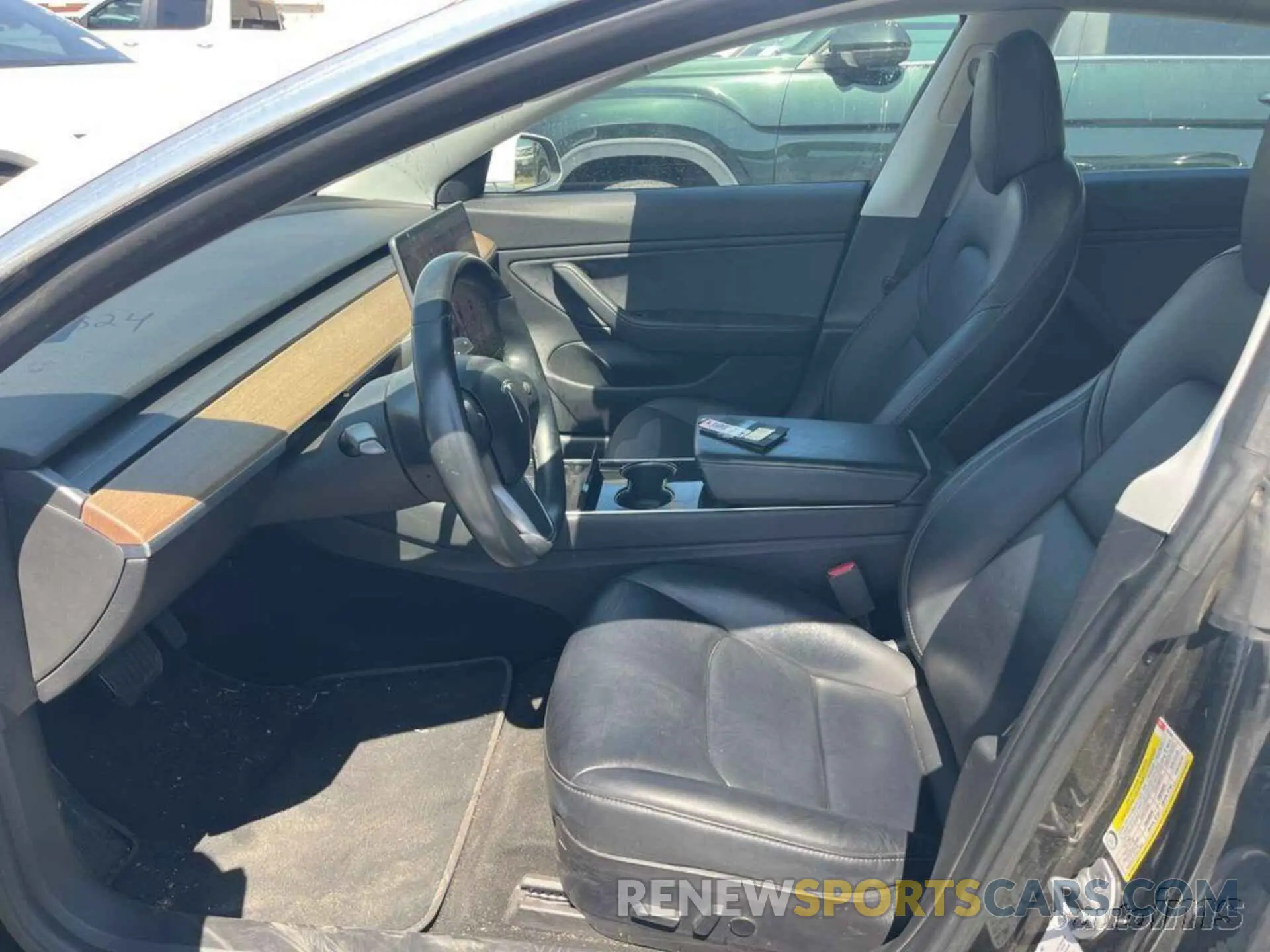 5 Фотография поврежденного автомобиля 5YJ3E1EB3KF193456 TESLA MODEL 3 2019