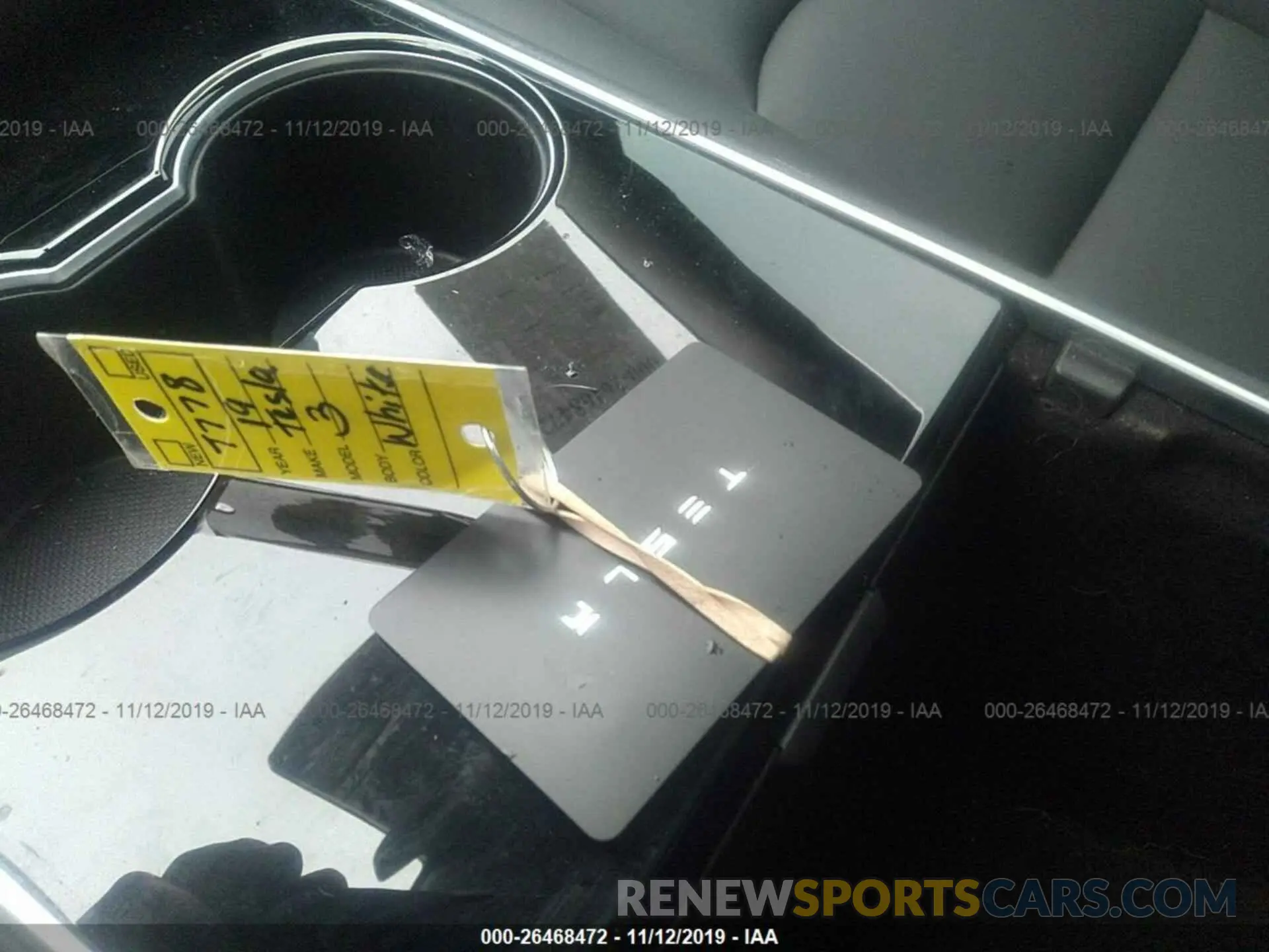 11 Photograph of a damaged car 5YJ3E1EB3KF211616 TESLA MODEL 3 2019