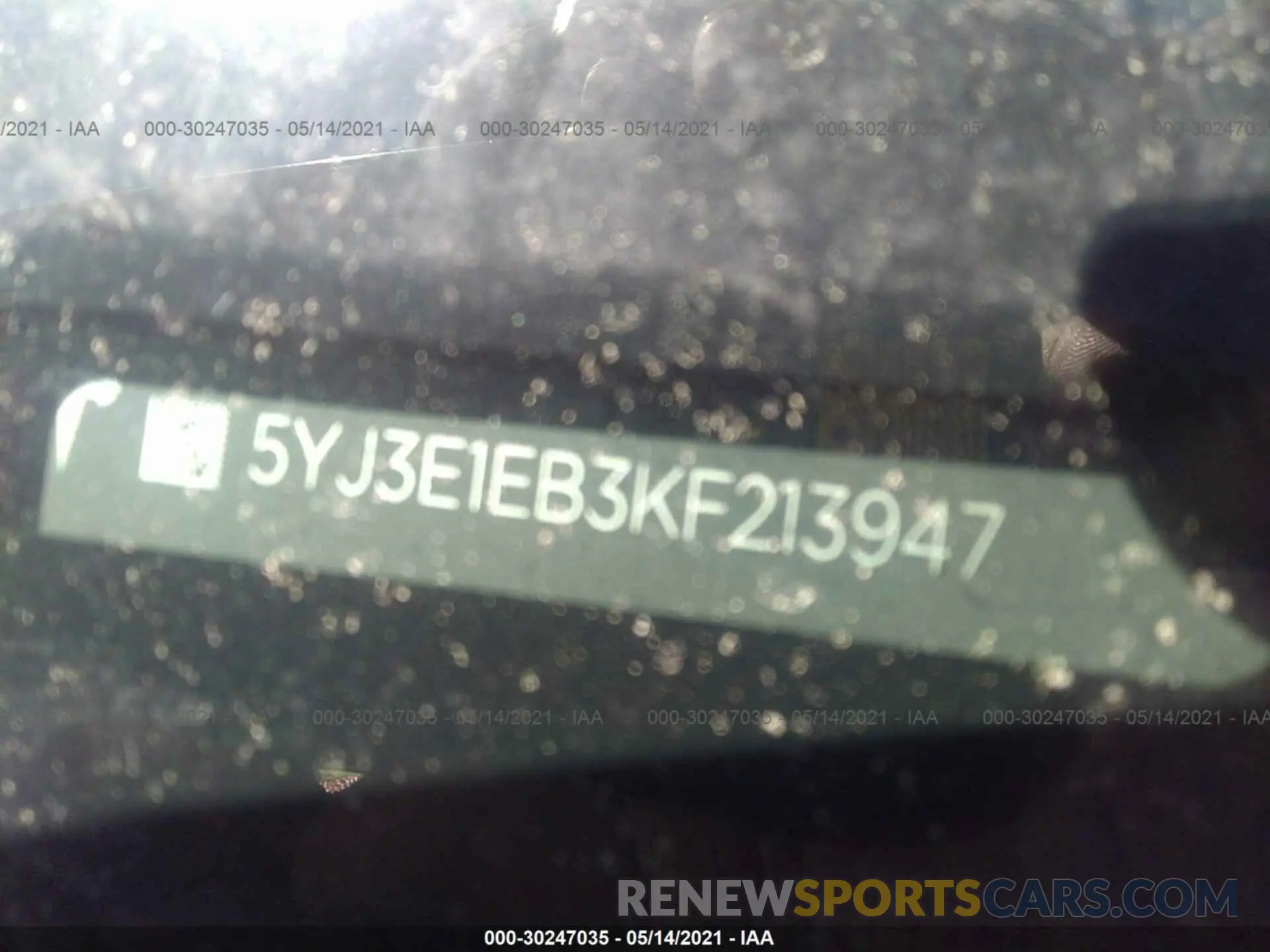 9 Photograph of a damaged car 5YJ3E1EB3KF213947 TESLA MODEL 3 2019
