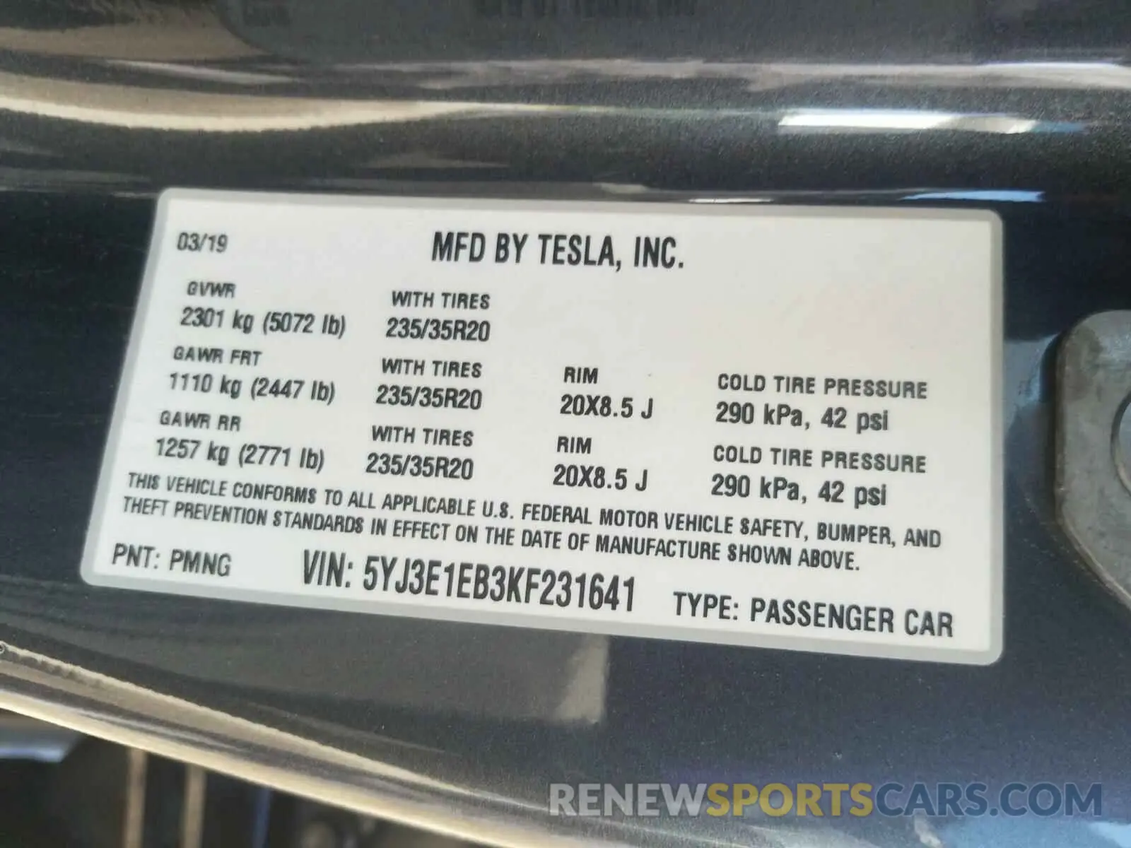 10 Photograph of a damaged car 5YJ3E1EB3KF231641 TESLA MODEL 3 2019