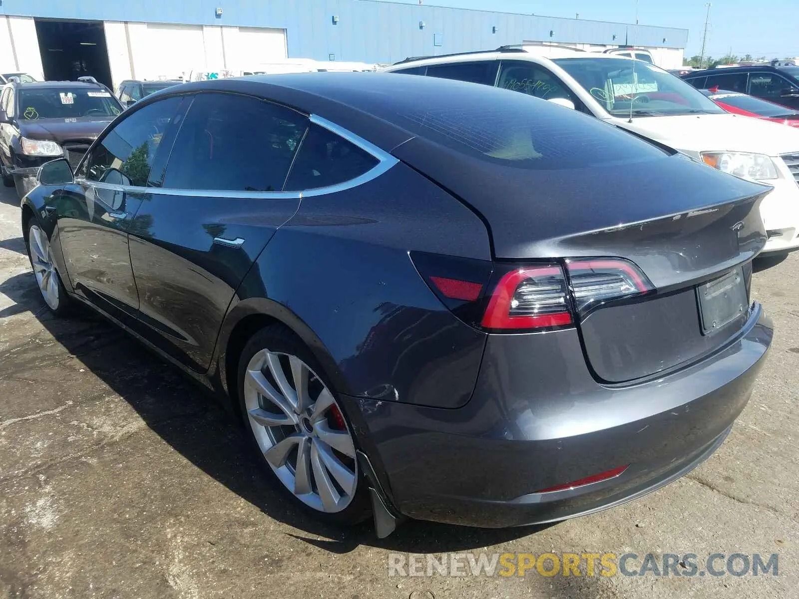 3 Photograph of a damaged car 5YJ3E1EB3KF231641 TESLA MODEL 3 2019