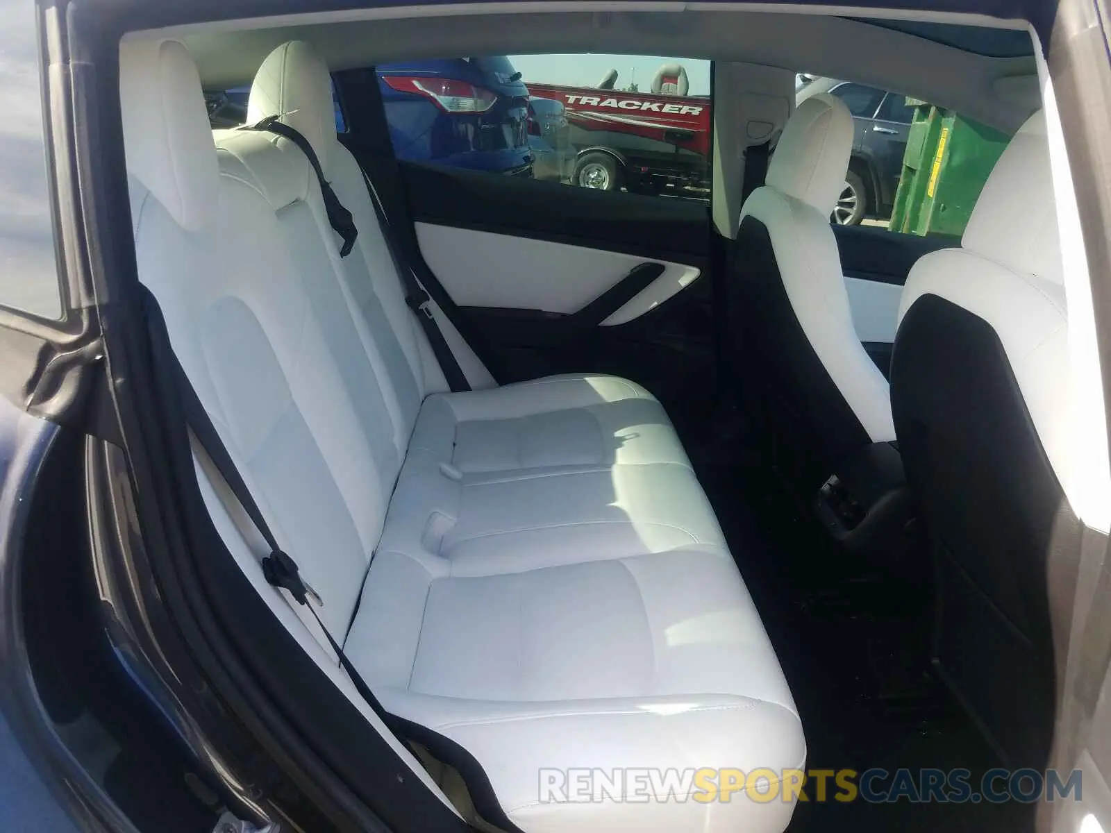 6 Photograph of a damaged car 5YJ3E1EB3KF231641 TESLA MODEL 3 2019
