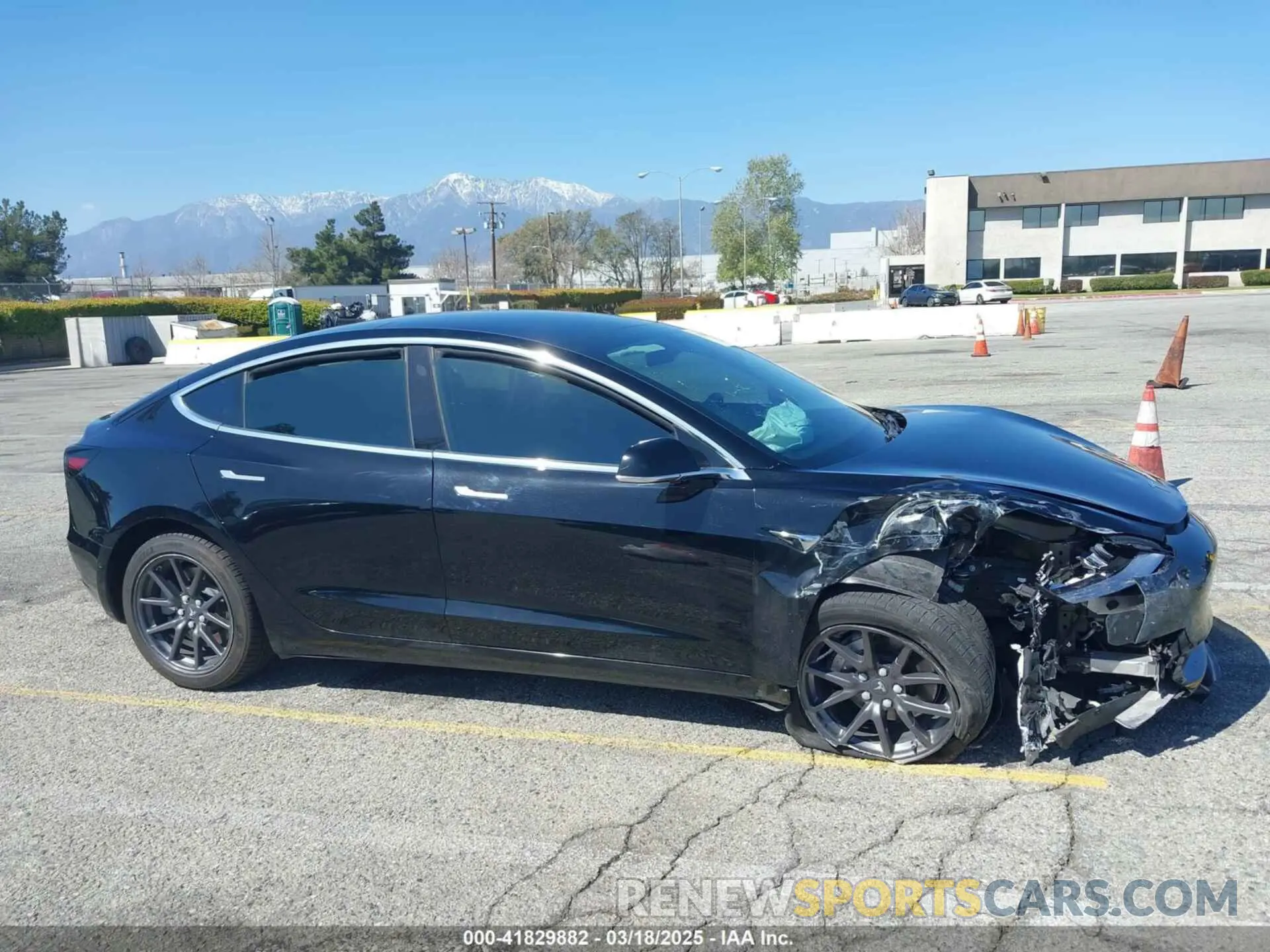 13 Photograph of a damaged car 5YJ3E1EB3KF384598 TESLA MODEL 3 2019