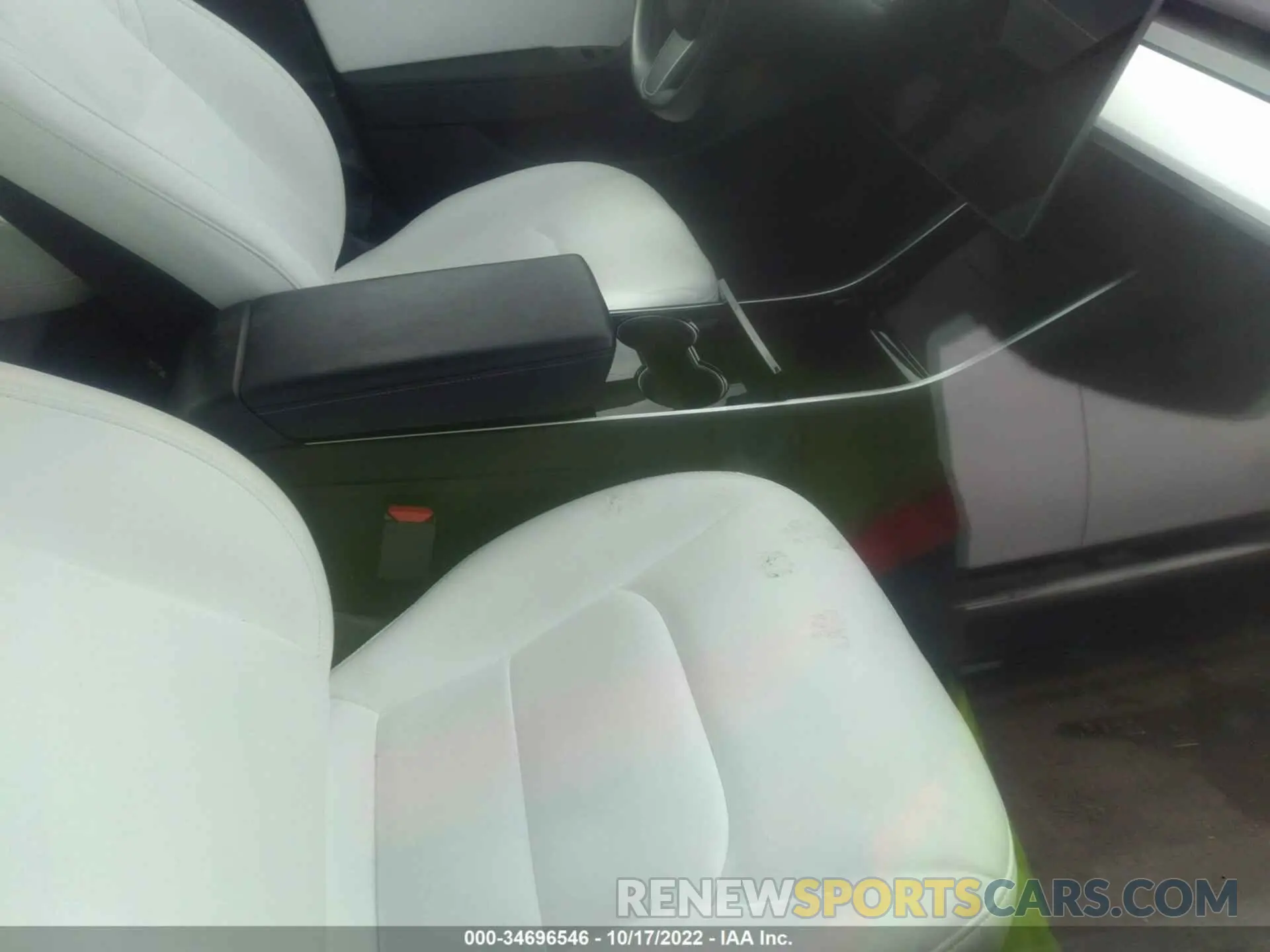 5 Photograph of a damaged car 5YJ3E1EB3KF390966 TESLA MODEL 3 2019