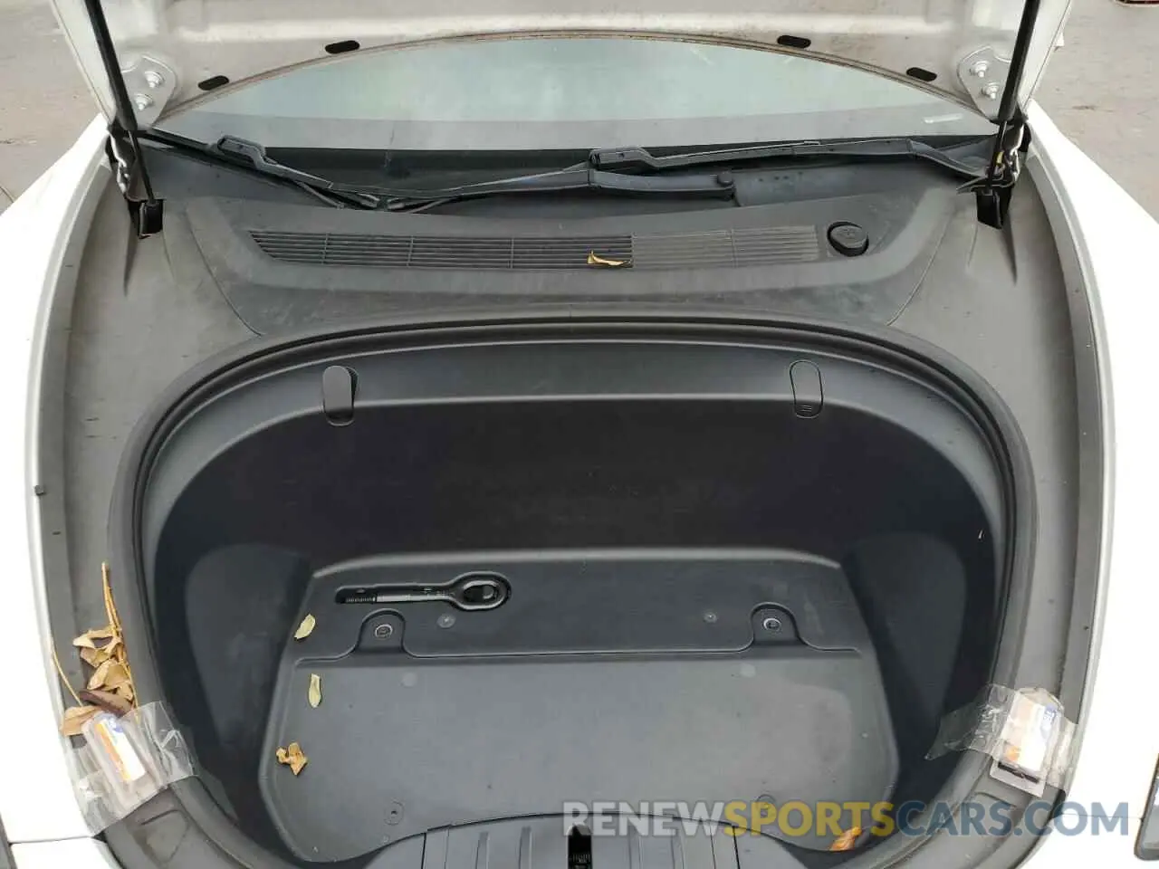 11 Photograph of a damaged car 5YJ3E1EB3KF418622 TESLA MODEL 3 2019