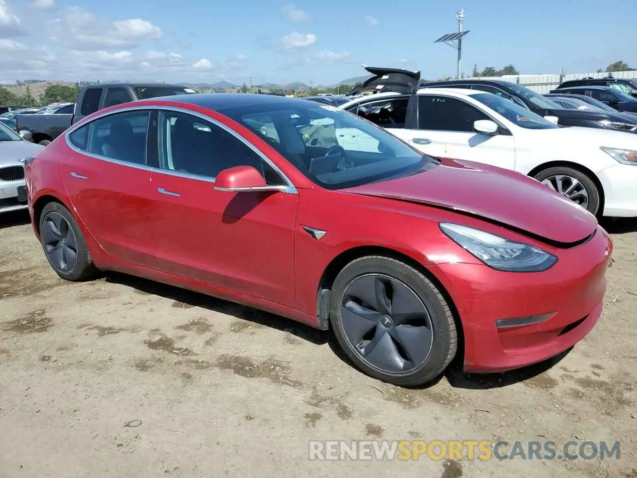 4 Фотография поврежденного автомобиля 5YJ3E1EB4KF193868 TESLA MODEL 3 2019