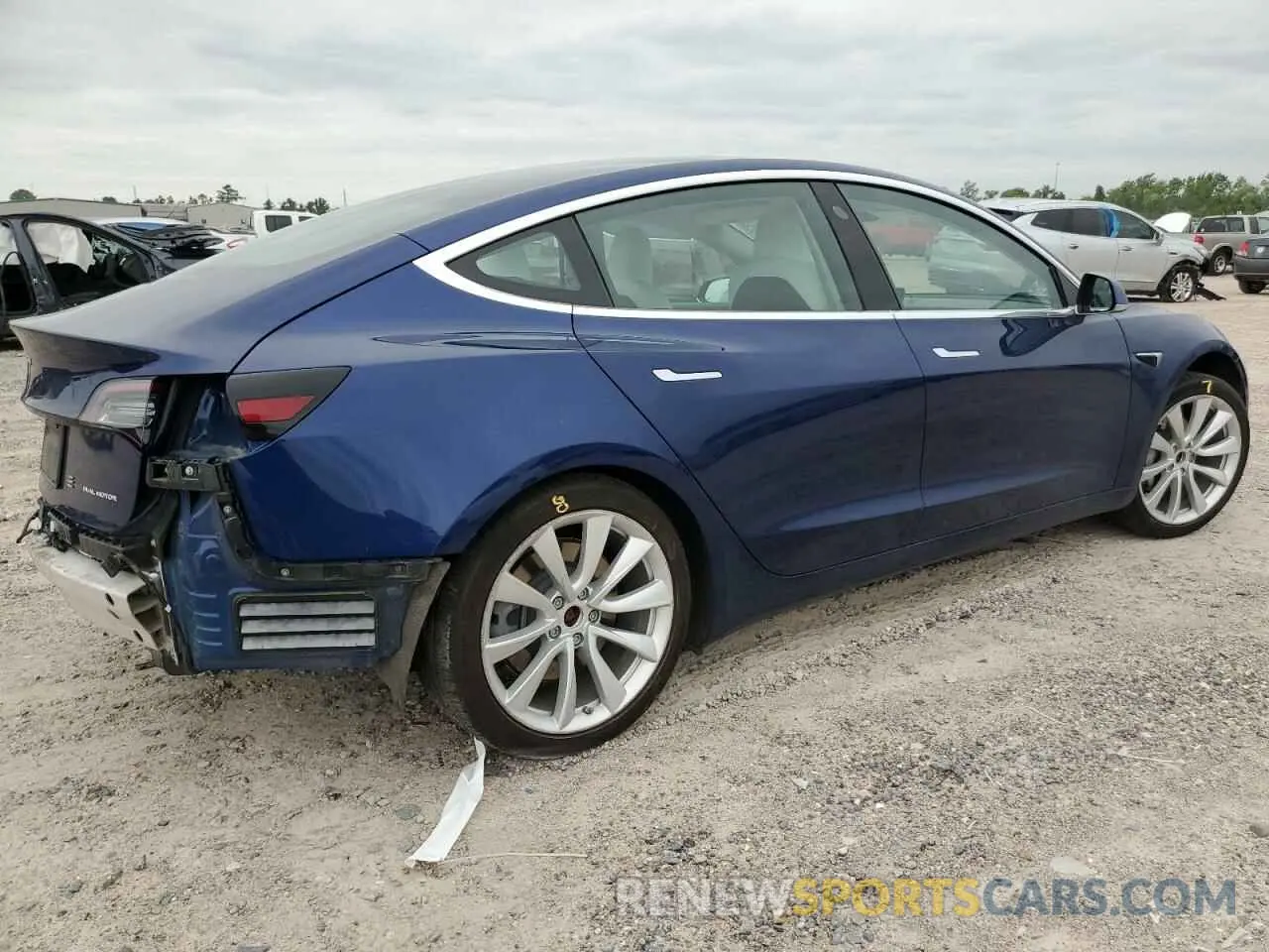 3 Photograph of a damaged car 5YJ3E1EB4KF195443 TESLA MODEL 3 2019