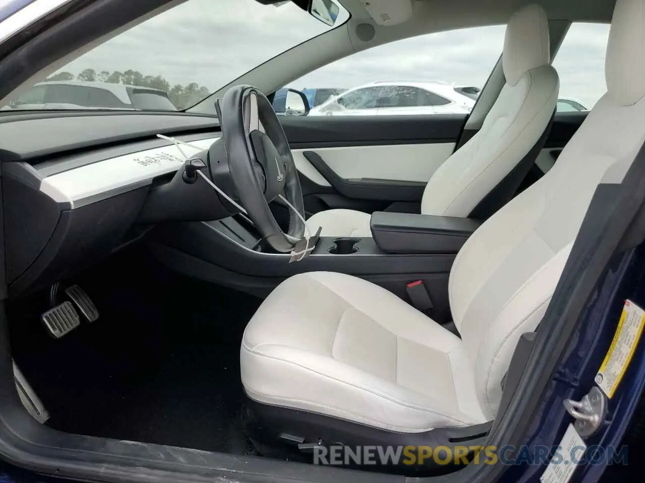 7 Photograph of a damaged car 5YJ3E1EB4KF195443 TESLA MODEL 3 2019