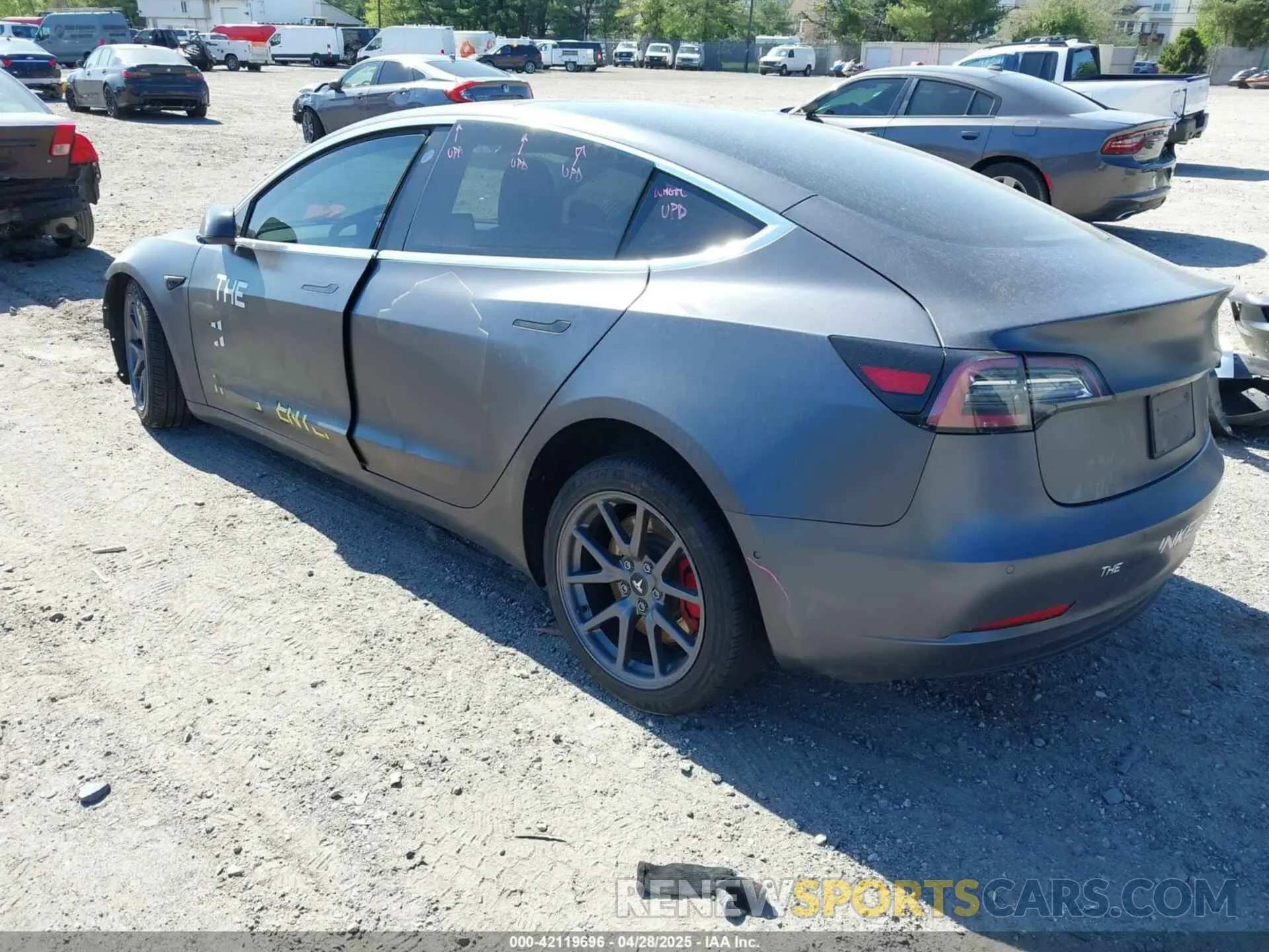 3 Photograph of a damaged car 5YJ3E1EB4KF209793 TESLA MODEL 3 2019