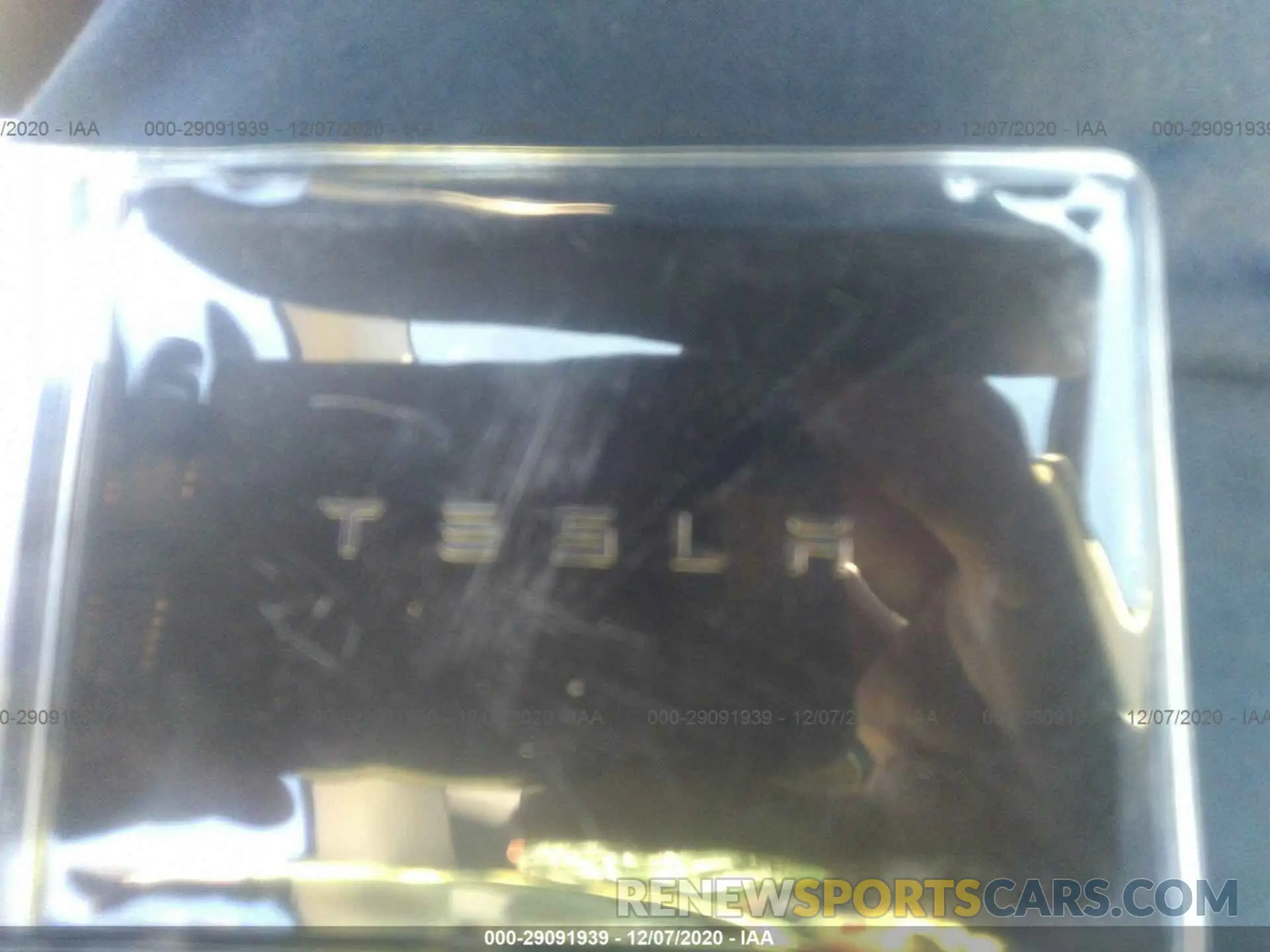 11 Photograph of a damaged car 5YJ3E1EB4KF213827 TESLA MODEL 3 2019