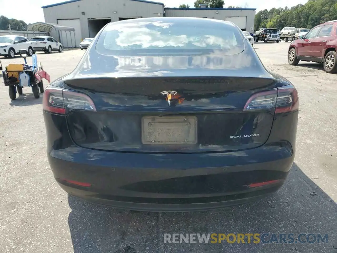 6 Photograph of a damaged car 5YJ3E1EB4KF385727 TESLA MODEL 3 2019