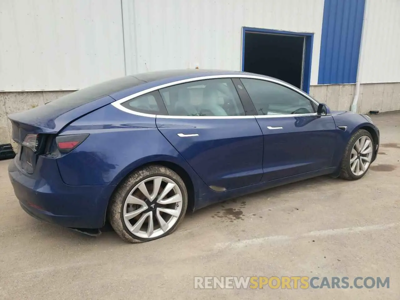 3 Photograph of a damaged car 5YJ3E1EB4KF407192 TESLA MODEL 3 2019