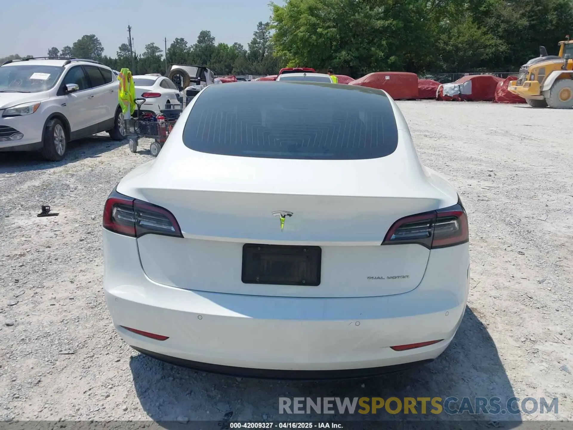 16 Фотография поврежденного автомобиля 5YJ3E1EB4KF494432 TESLA MODEL 3 2019
