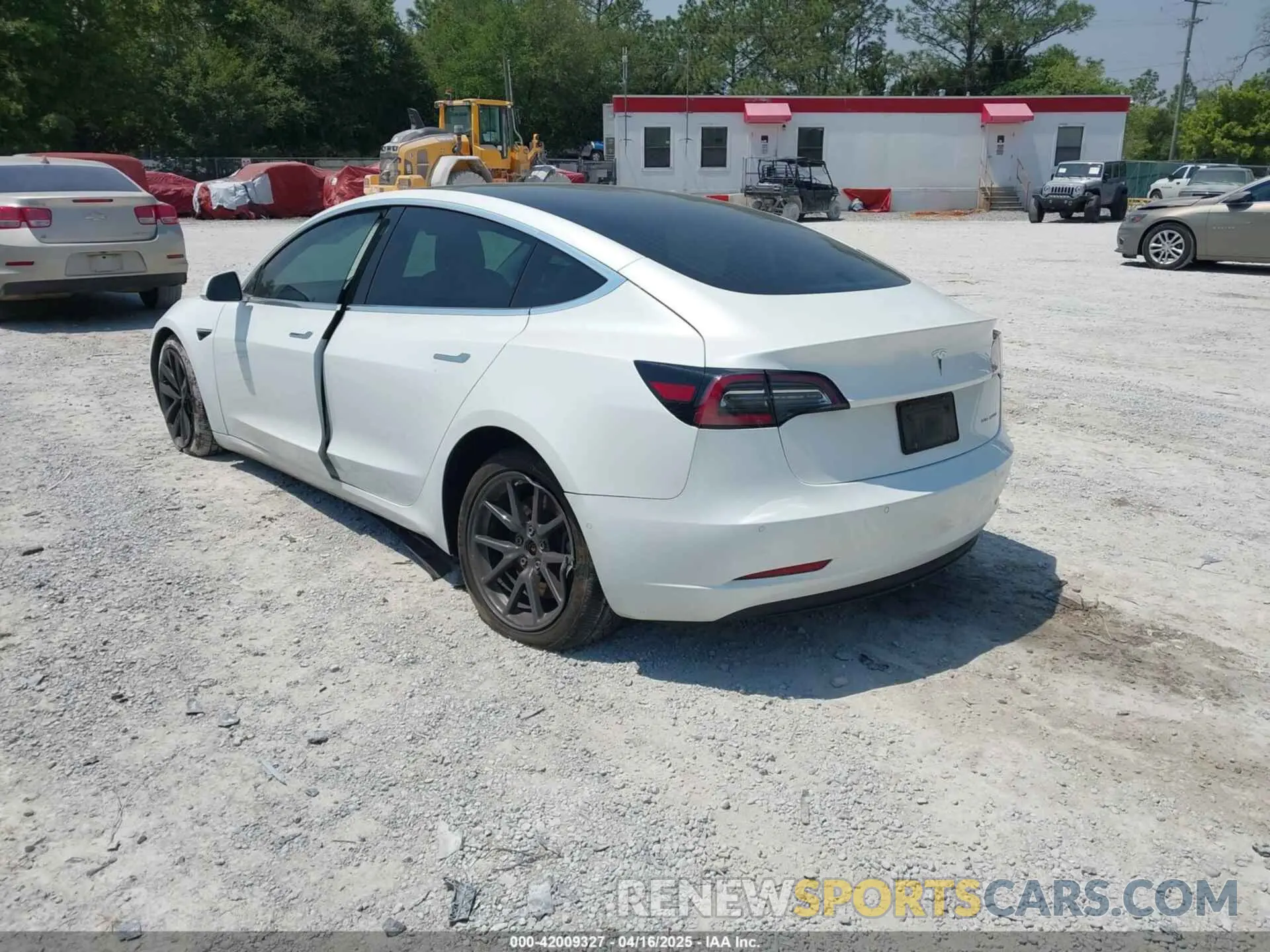 3 Фотография поврежденного автомобиля 5YJ3E1EB4KF494432 TESLA MODEL 3 2019