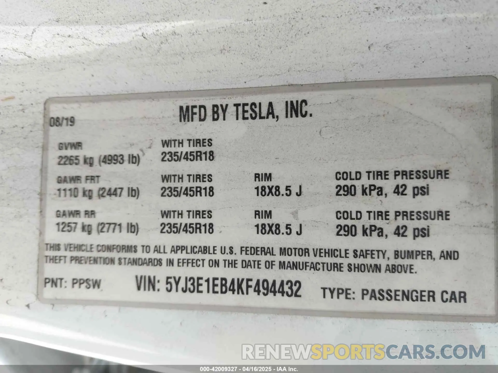 9 Фотография поврежденного автомобиля 5YJ3E1EB4KF494432 TESLA MODEL 3 2019