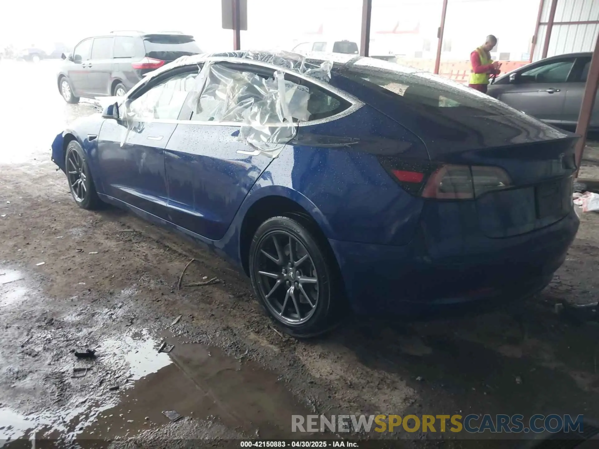 3 Фотография поврежденного автомобиля 5YJ3E1EB4KF497637 TESLA MODEL 3 2019