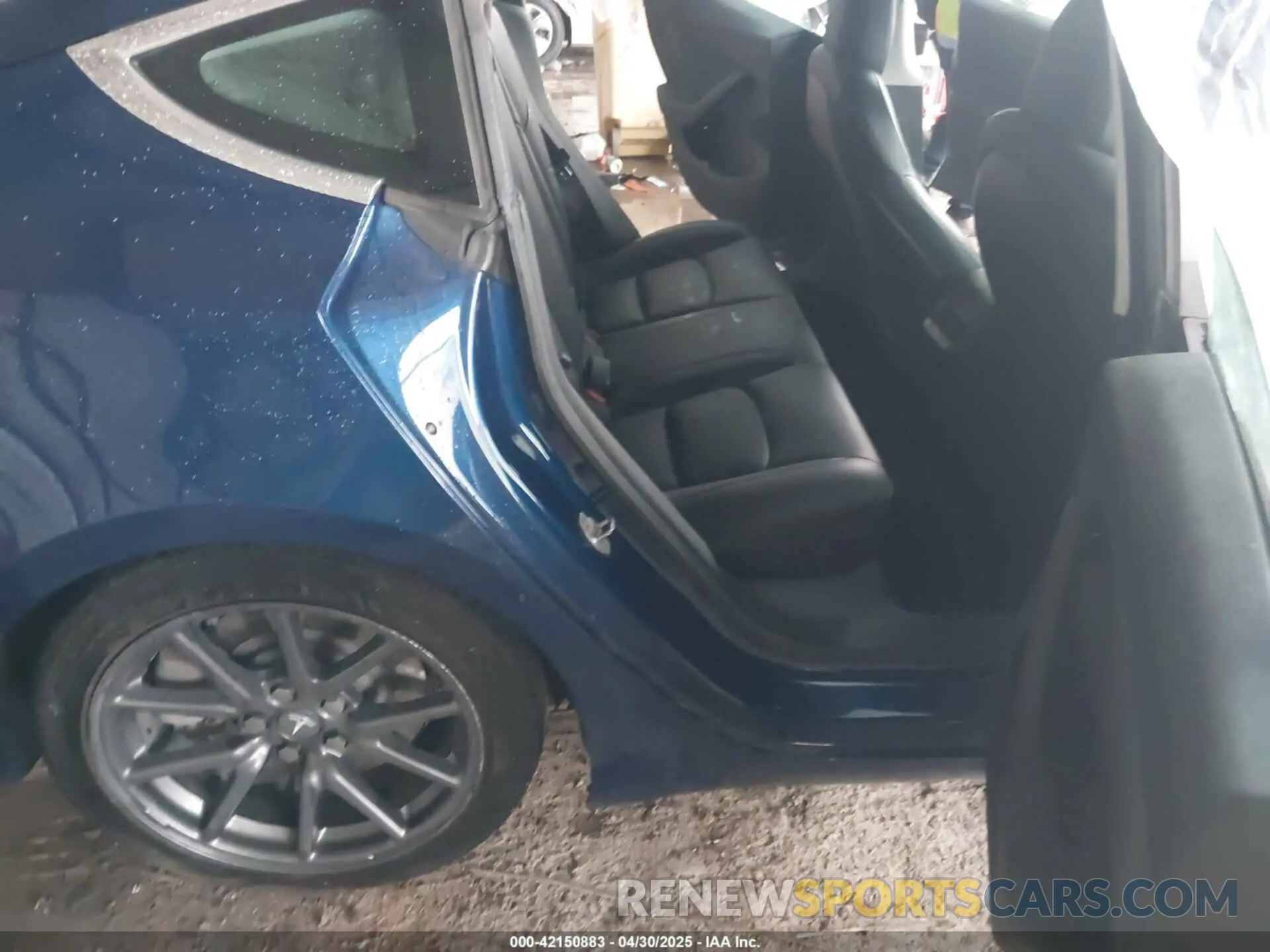 8 Фотография поврежденного автомобиля 5YJ3E1EB4KF497637 TESLA MODEL 3 2019