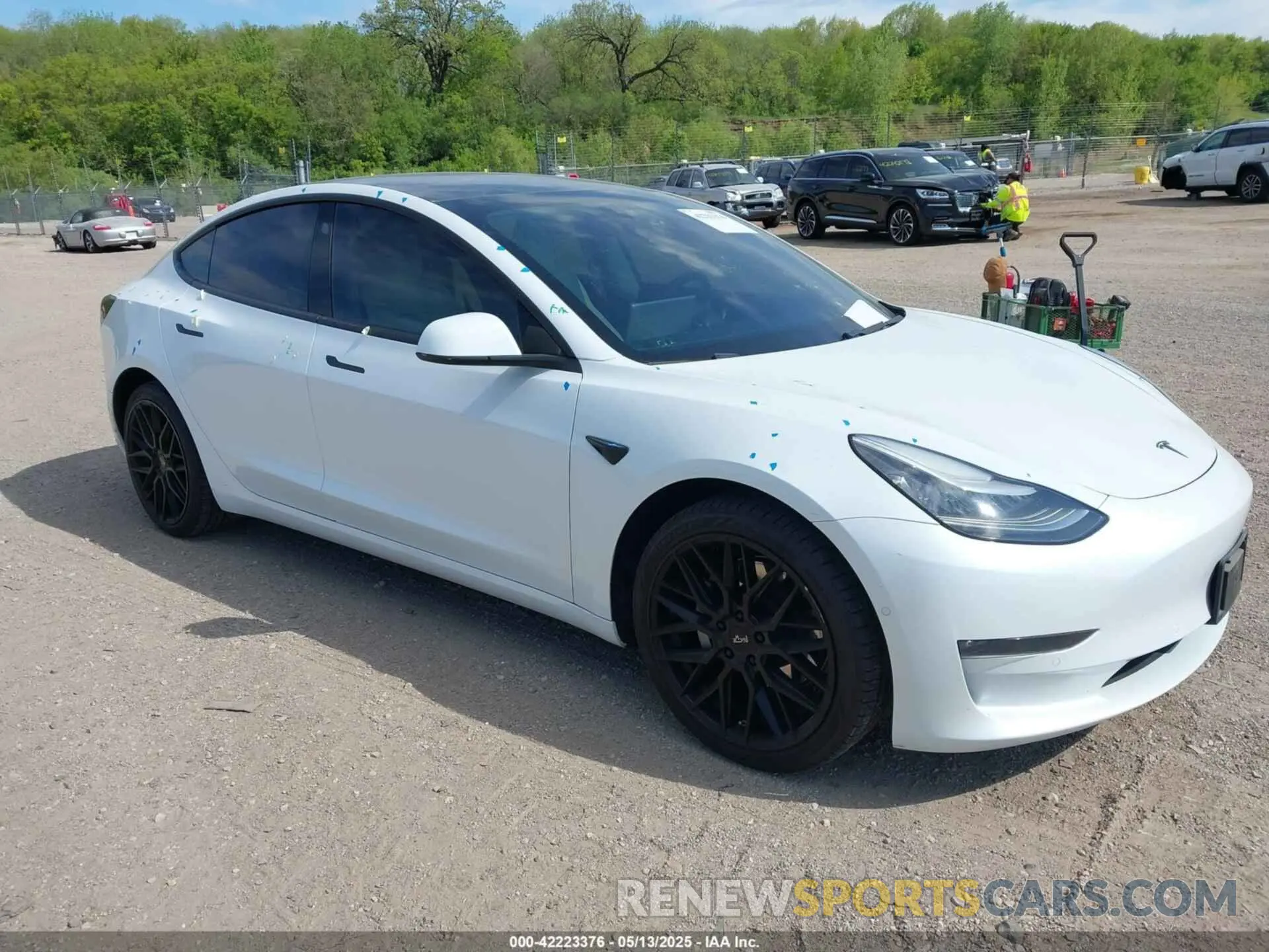 1 Фотография поврежденного автомобиля 5YJ3E1EB4KF517787 TESLA MODEL 3 2019