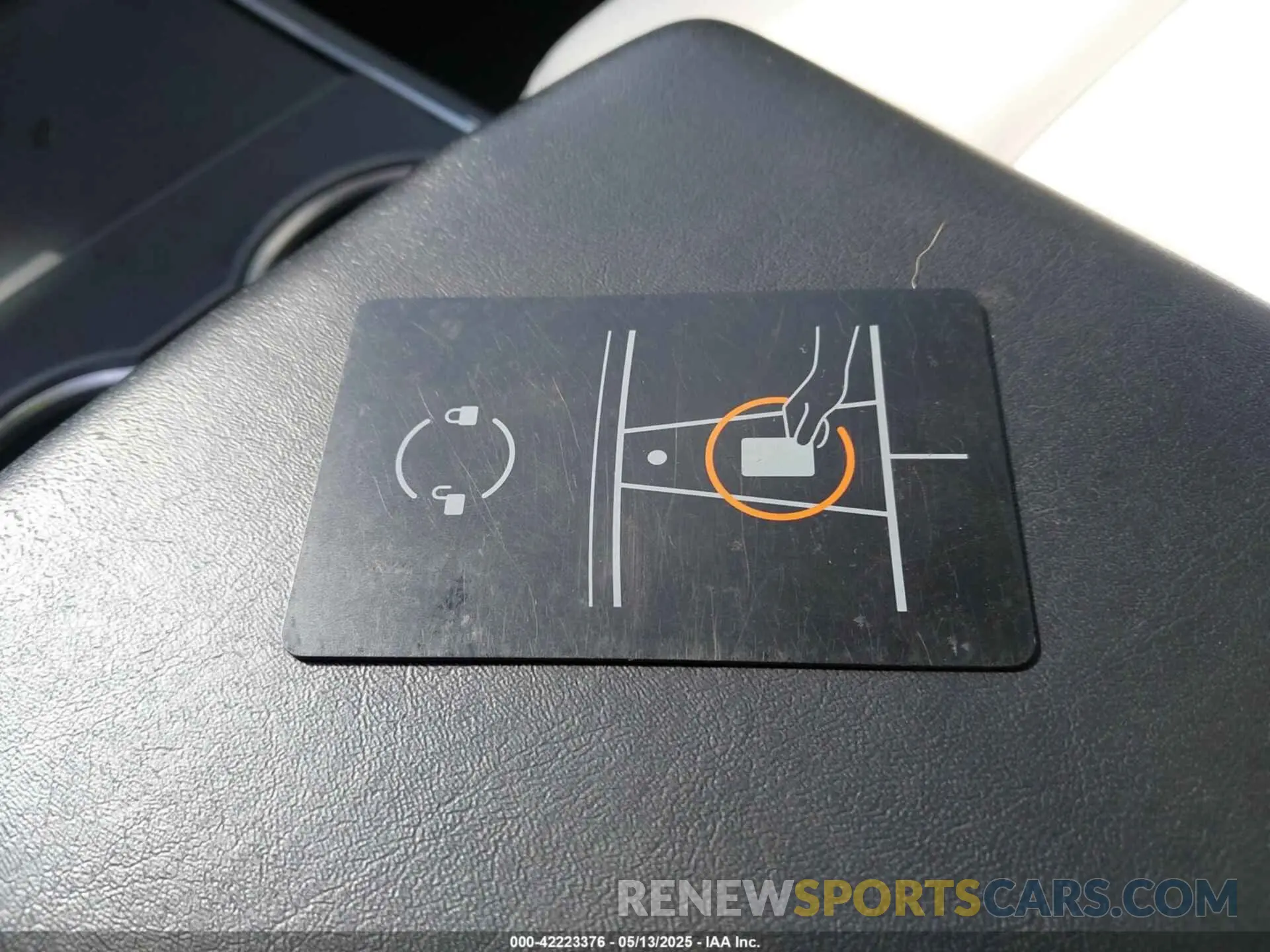 11 Фотография поврежденного автомобиля 5YJ3E1EB4KF517787 TESLA MODEL 3 2019
